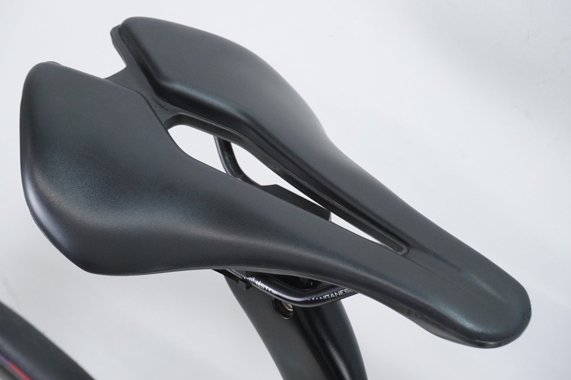 PINARELLO 「ピナレロ」 PRINCE DISK 105 2021年モデル カスタム ロードバイク / 大宮店