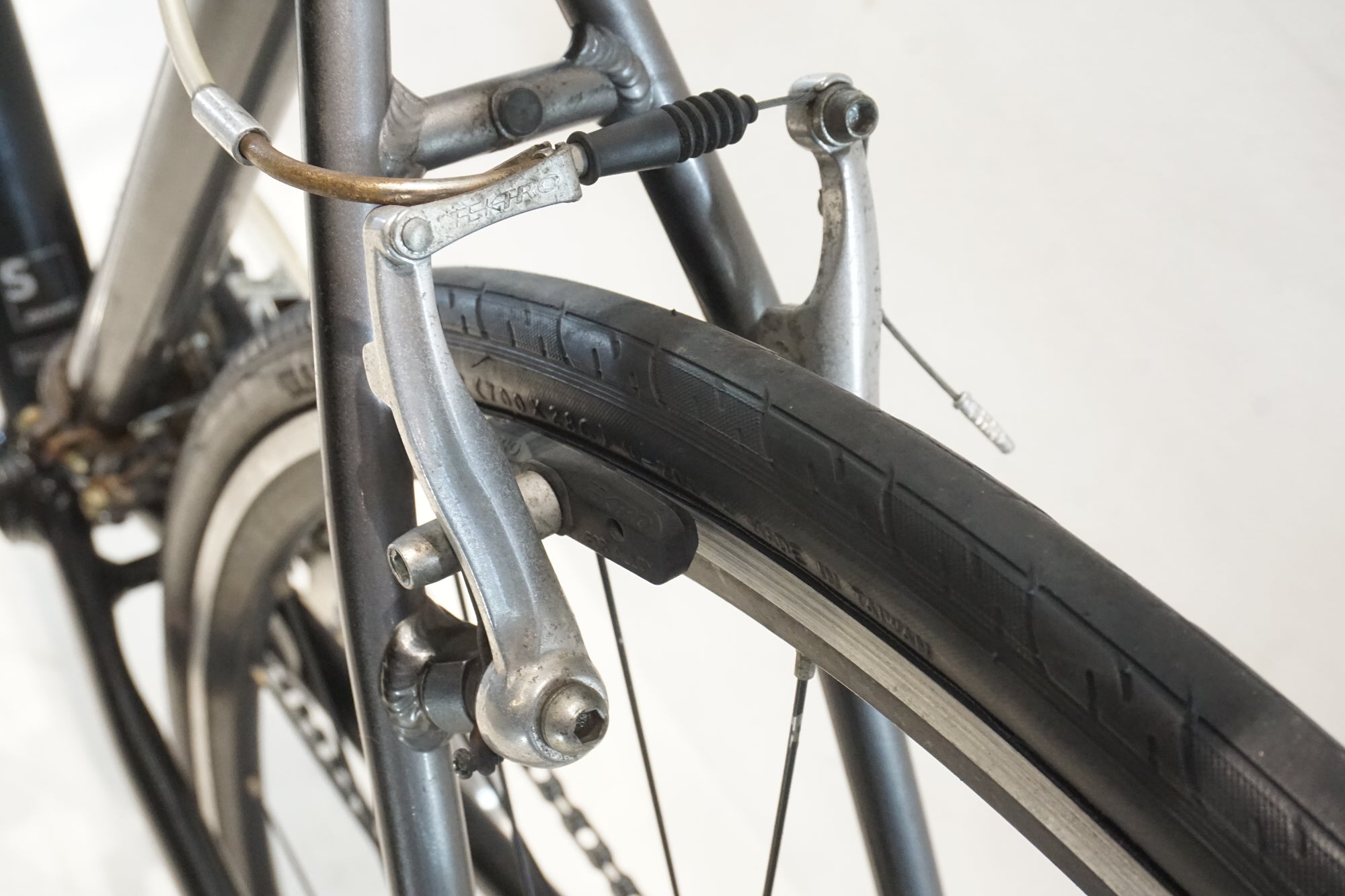 GIANT 「ジャイアント」 ESCAPE R3 2015年ごろモデル クロスバイク / 横浜戸塚店