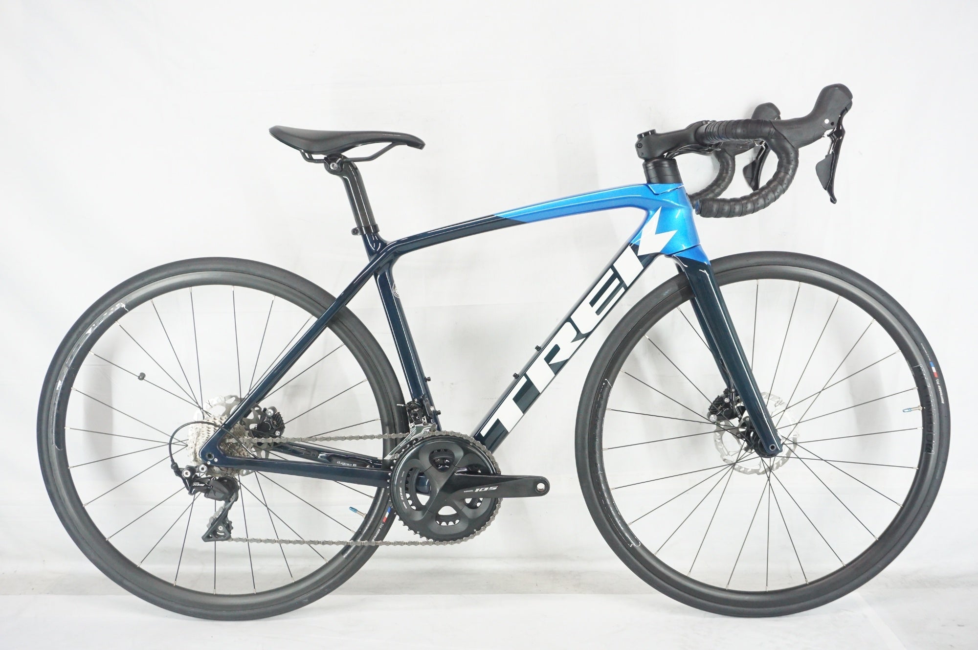 TREK 「トレック」 EMONDA SL5 DISC 2021-2022年モデル ロードバイク TREK 「トレック」 EMONDA SL5 DISC 2021-2022年モデル ロードバイク
