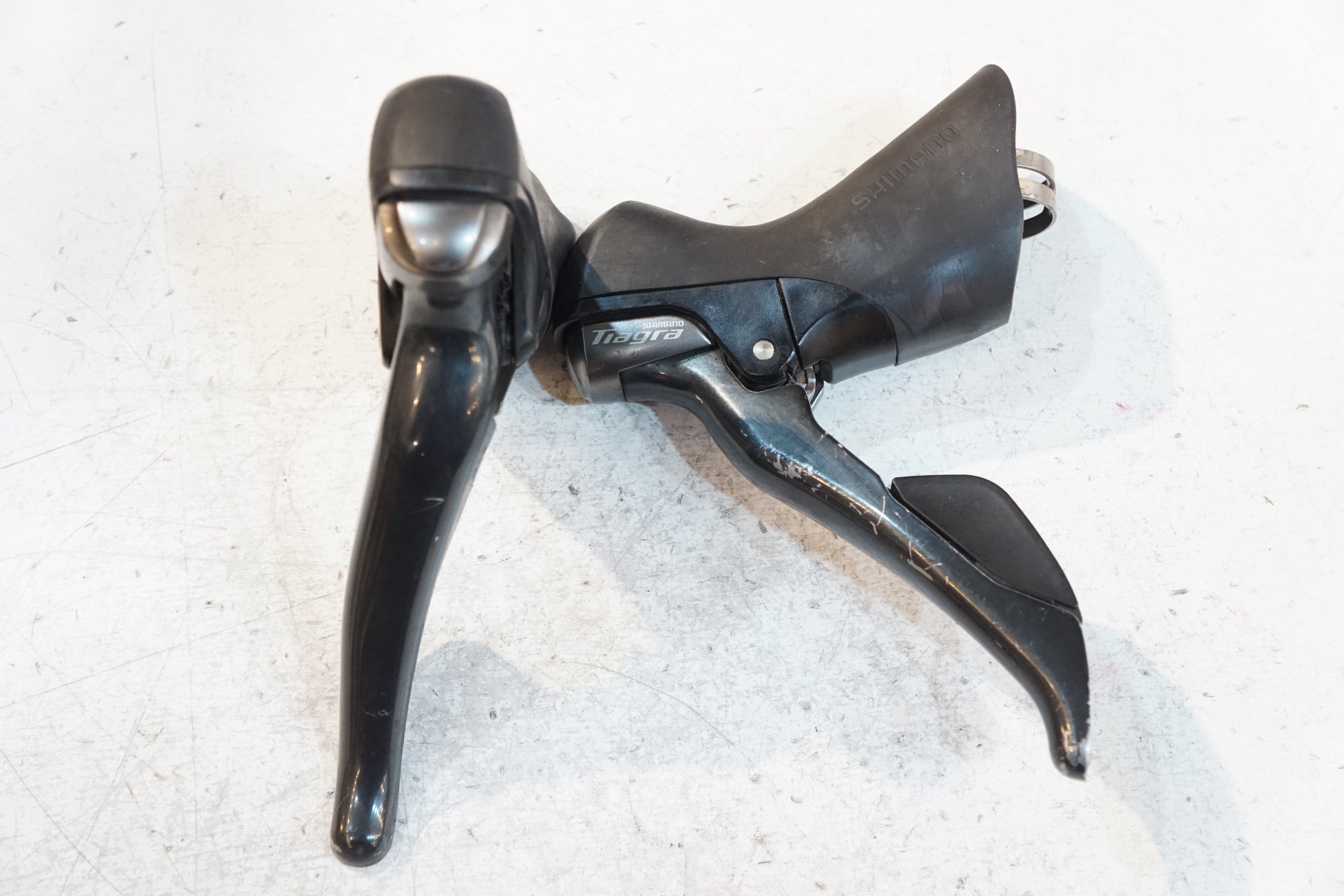Shimano Tiagra デュアルコントロールレバー SHIMANO 「シマノ」 TIAGRA ST-4700 デュアルコントロールレバー