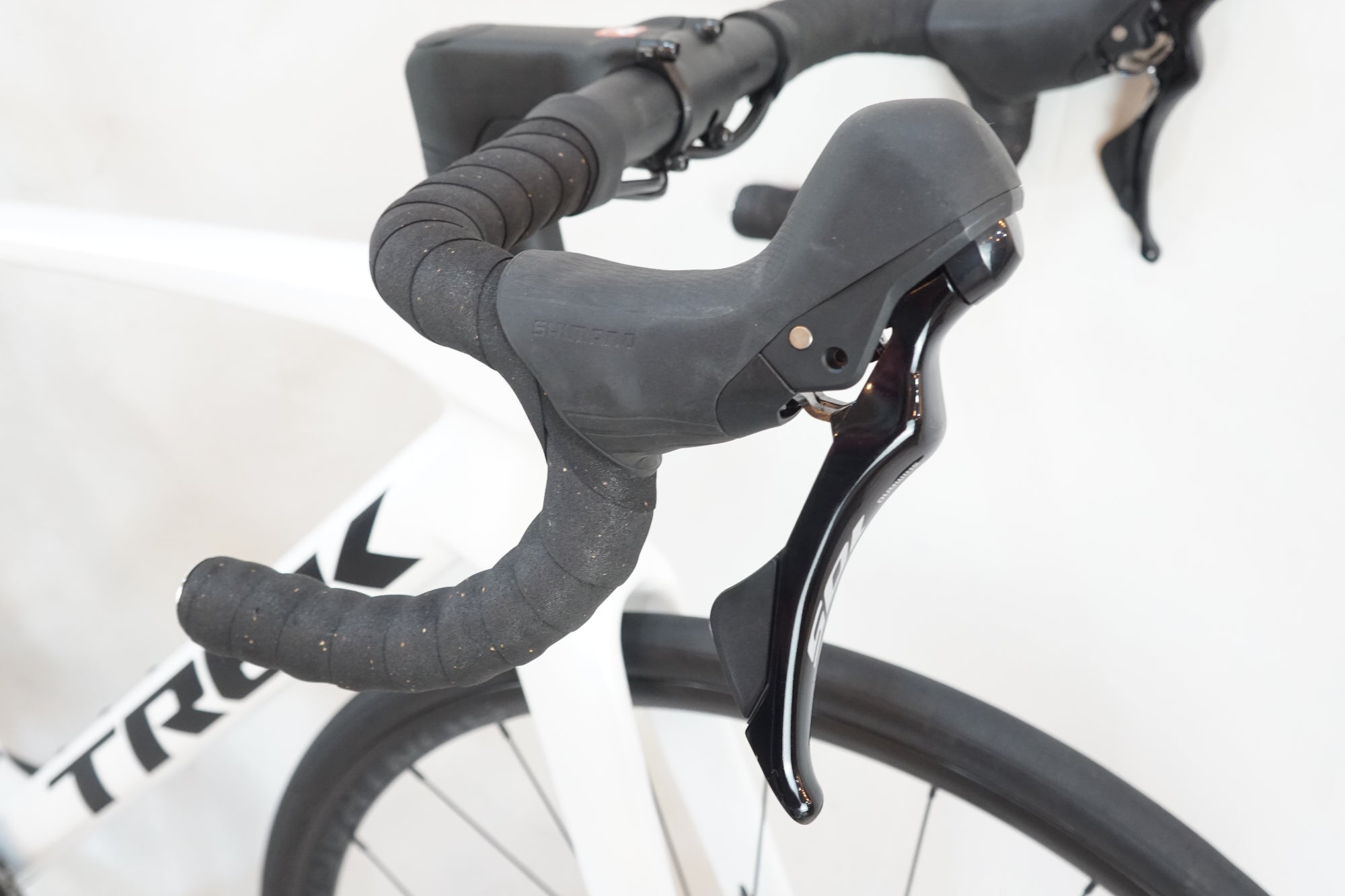 TREK 「トレック」 MADONE SL5 GEN8 2025年モデル ロードバイク / バイチャリ浦和ベース