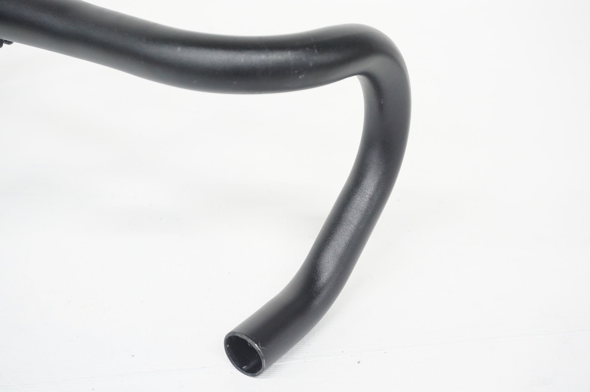 DFITZ 「ディーフィッツ」 Φ31.8 380mm ハンドル / 阪急塚口店