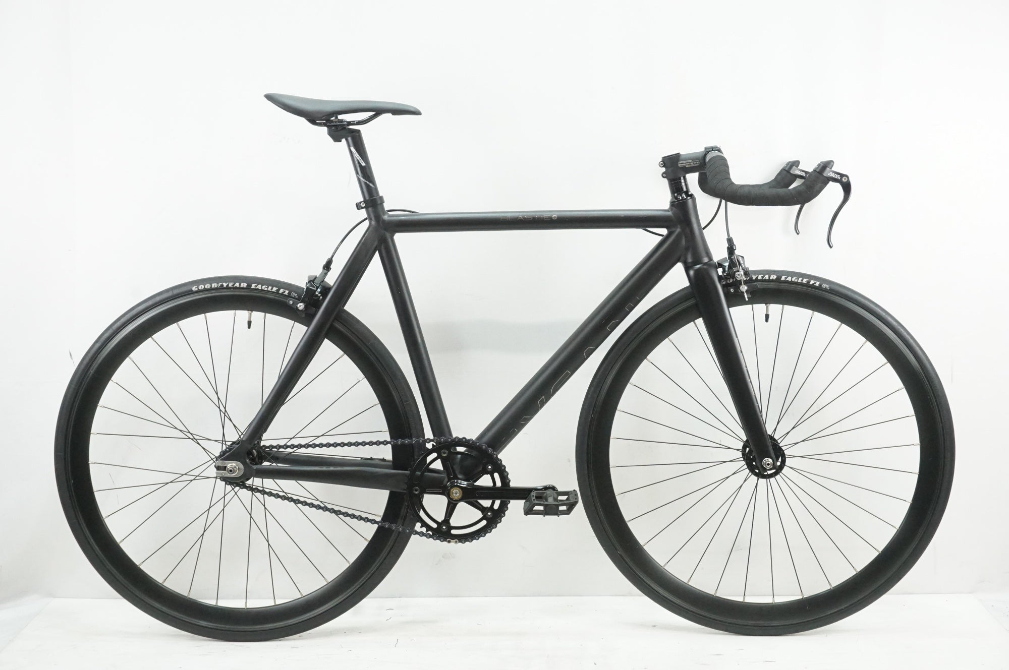 TYRANT BIKES 「タイラントバイク」 BEASTIE 2022年モデル ピスト