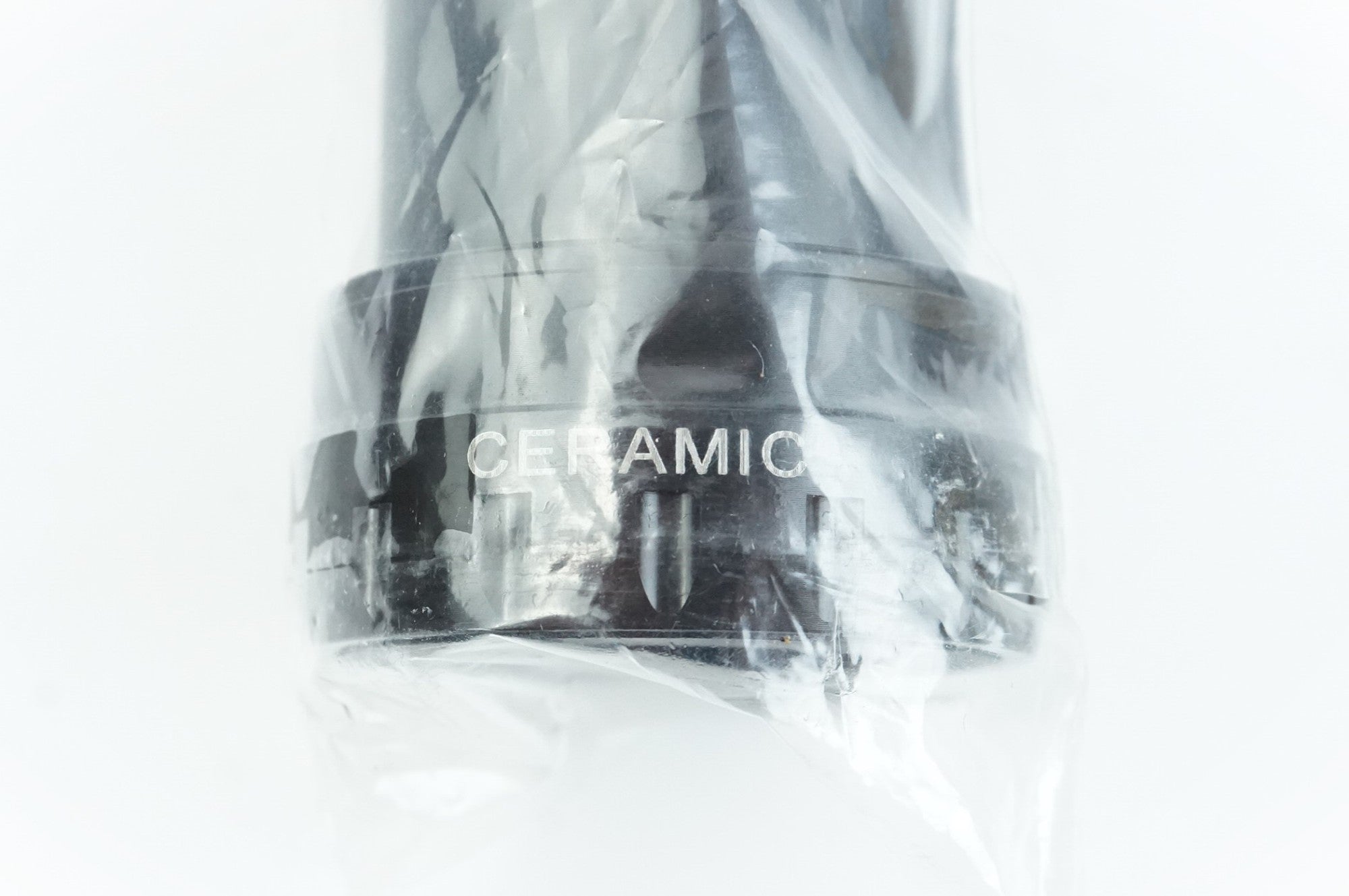 TNI 「ティーエヌアイ」 BB30-24 TH ボトムブラケット / 中目黒店