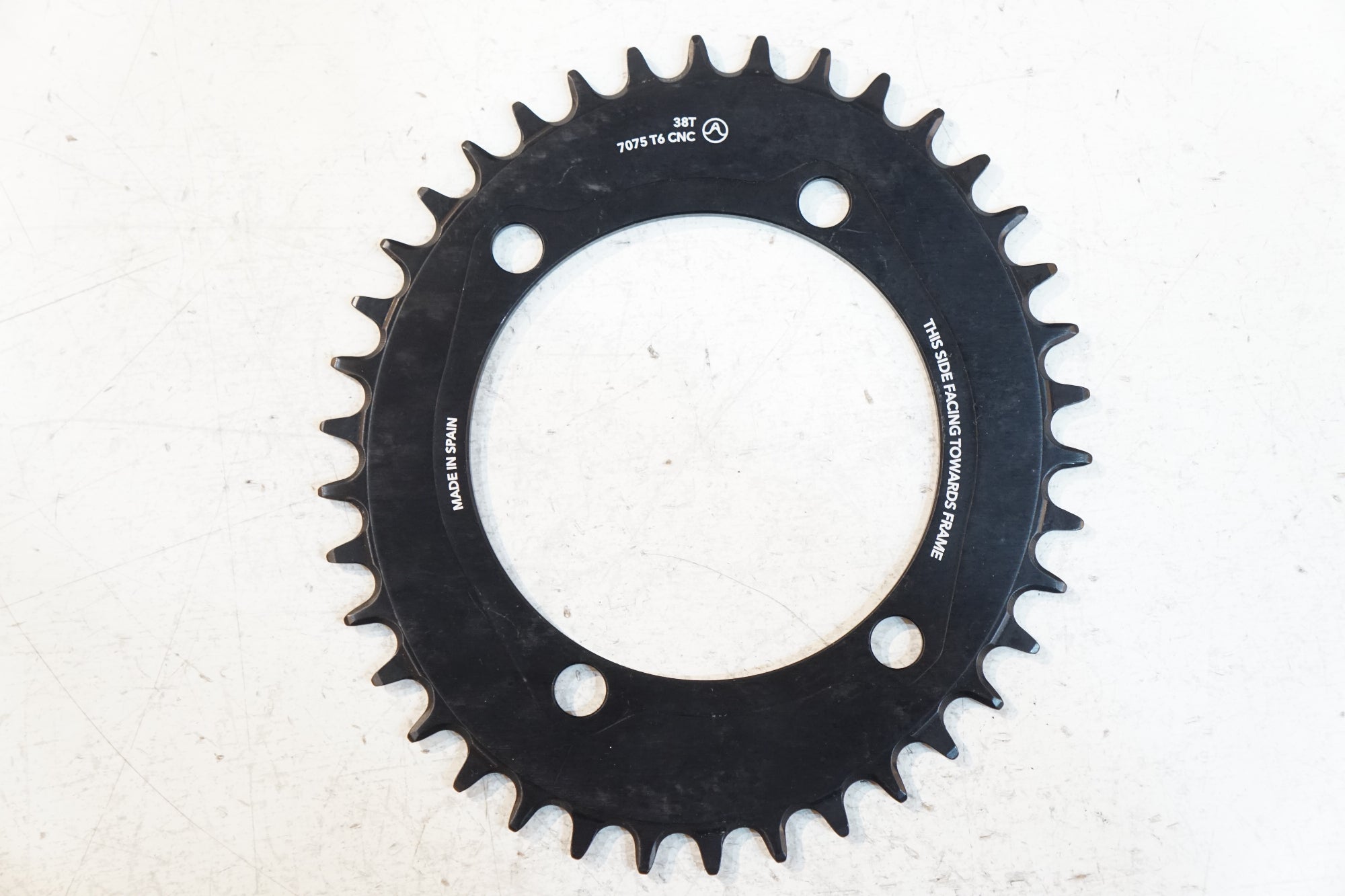 ROTOR 「ローター」 QRINGS 38T チェーンリング / バイチャリ浦和