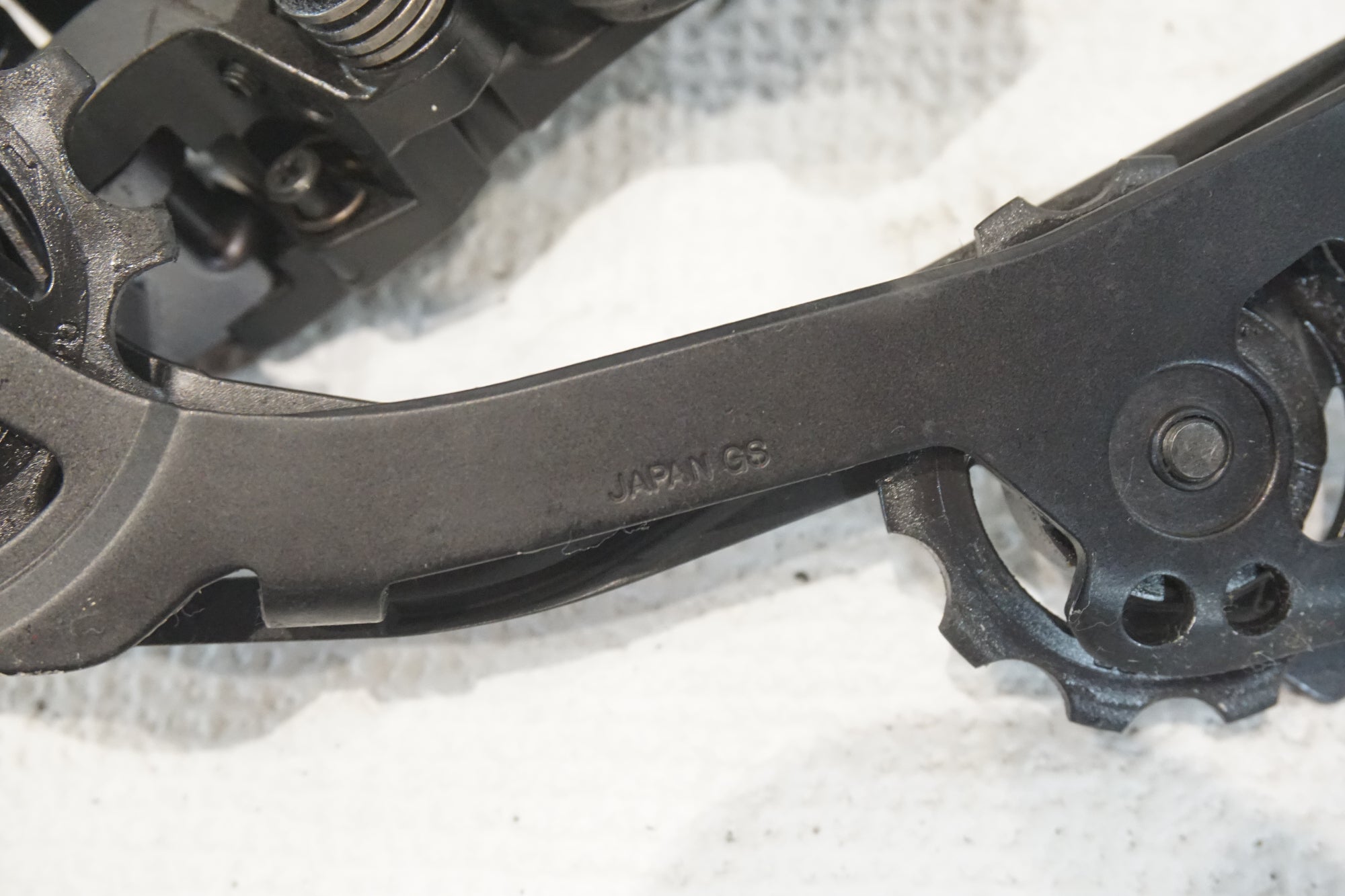 SHIMANO 「シマノ」 ULTEGRA R8070 R8050 R8000 コンポ6点(ST,FD,RD,BR,FC,CS) バッテリー・ディスクローター セット / 横浜戸塚店