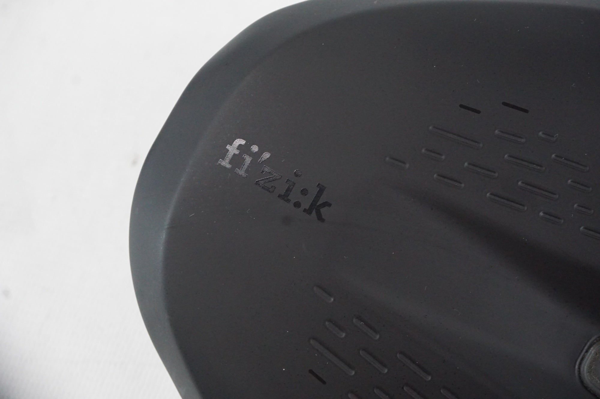 FIZIK 「フィジーク」 TERRA ARGO X3 サドル / 阪急塚口店