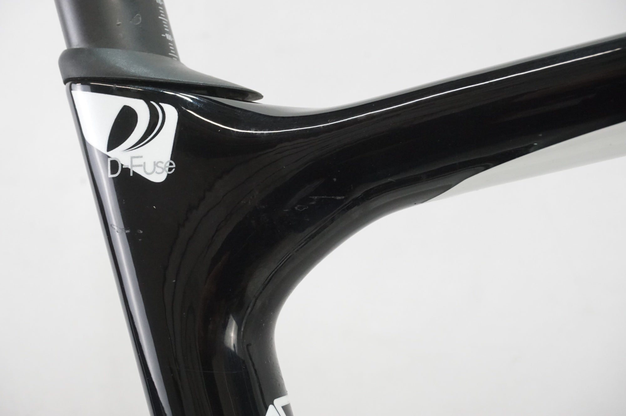 GIANT 「ジャイアント」 DEFY ADVANCED1 2016年モデル カスタム ロードバイク / 大宮店