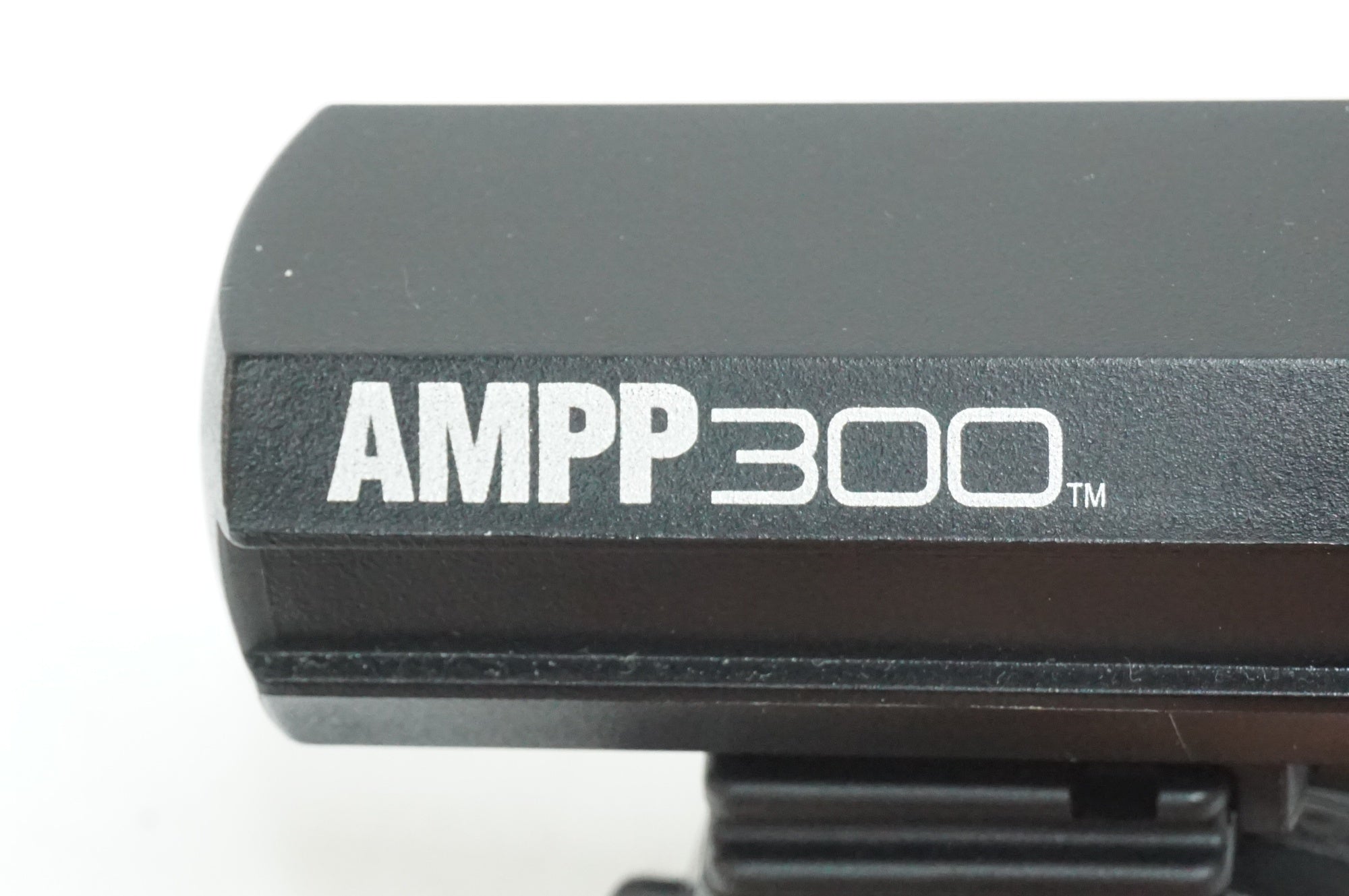 CATEYE 「キャットアイ」 AMPP300 フロントライト / 大宮店