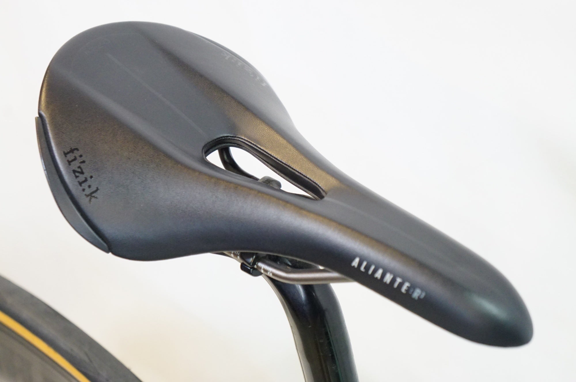 LEADER BIKES 「リーダーバイク」 725 2015年モデル ピストバイク / 熊谷本店