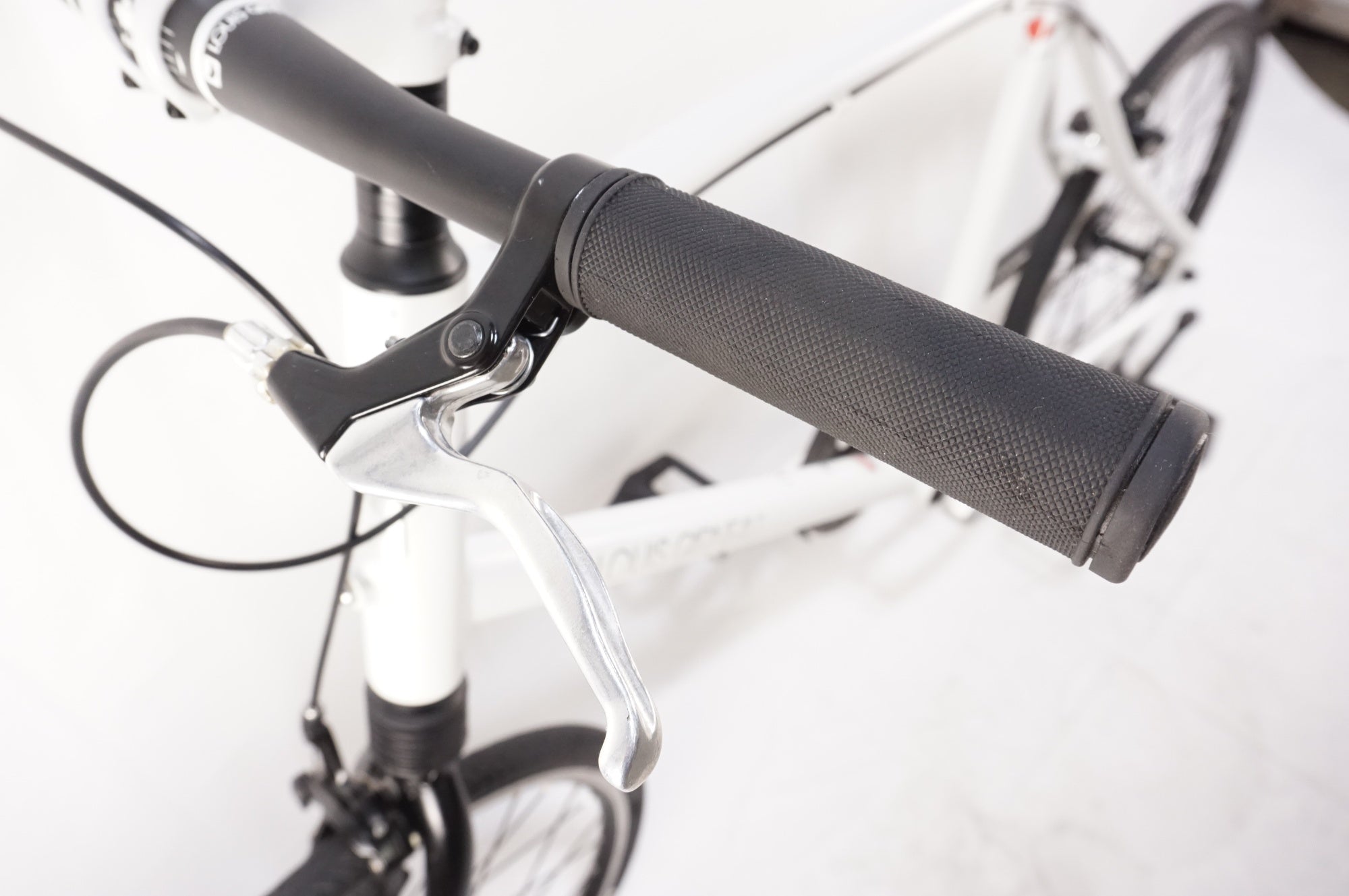 LOUIS GARNEAU 「ルイガノ」 EASEL SS 2023年モデル 20インチ ミニベロ / 中目黒店