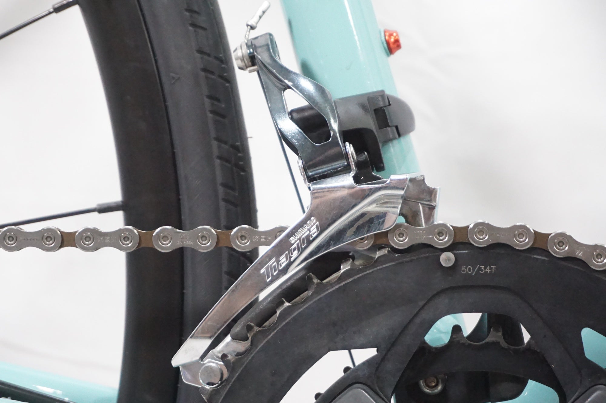 TREK 「トレック」 DOMANE AL4 GEN4 2023年モデル ロードバイク / AKIBA店