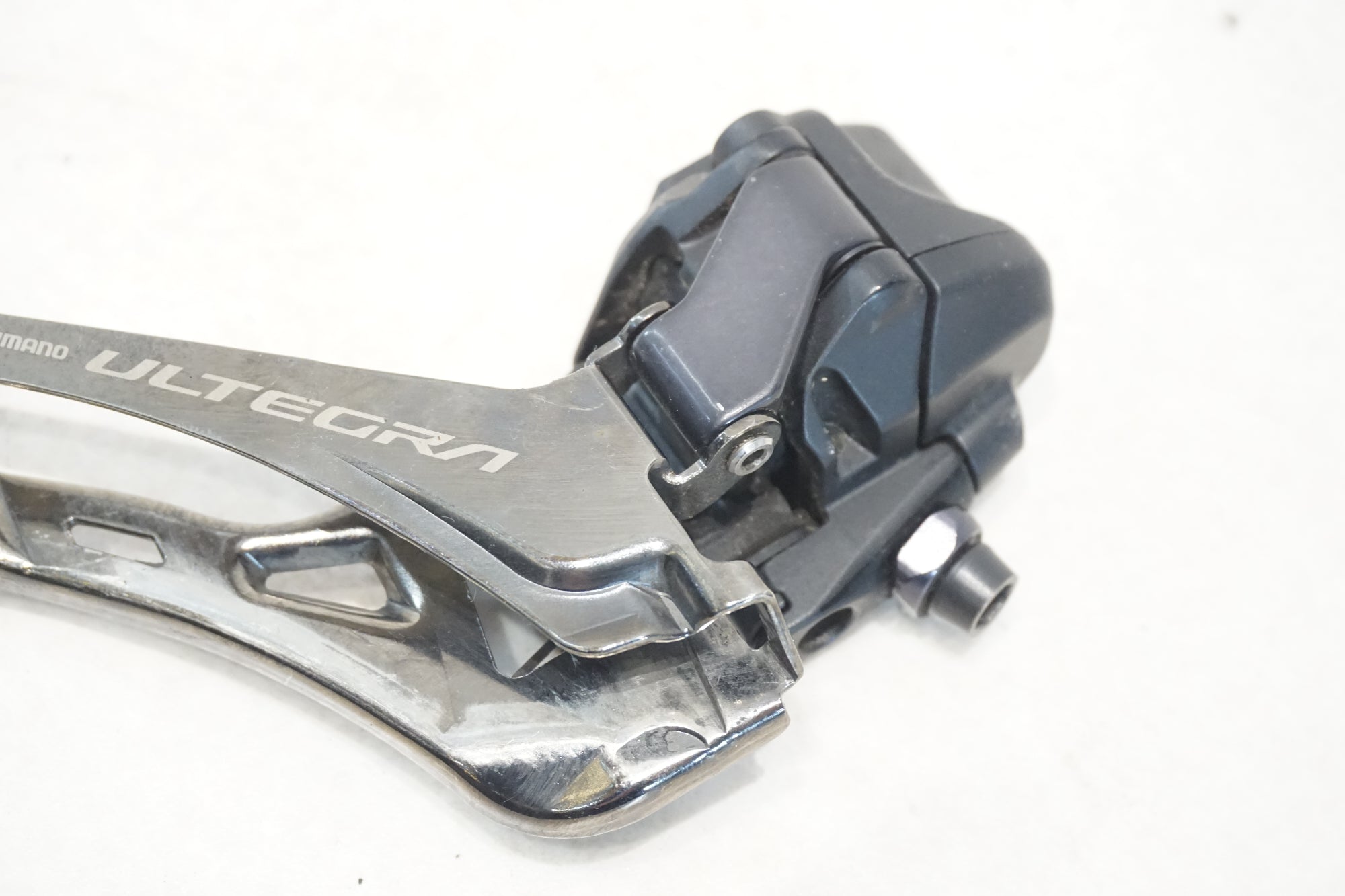 SHIMANO 「シマノ」 ULTEGRA R8150/R8170 DI2 コンポ4点(ST,FD,RD,BR)+バッテリー/充電ケーブル セット / 横浜戸塚店