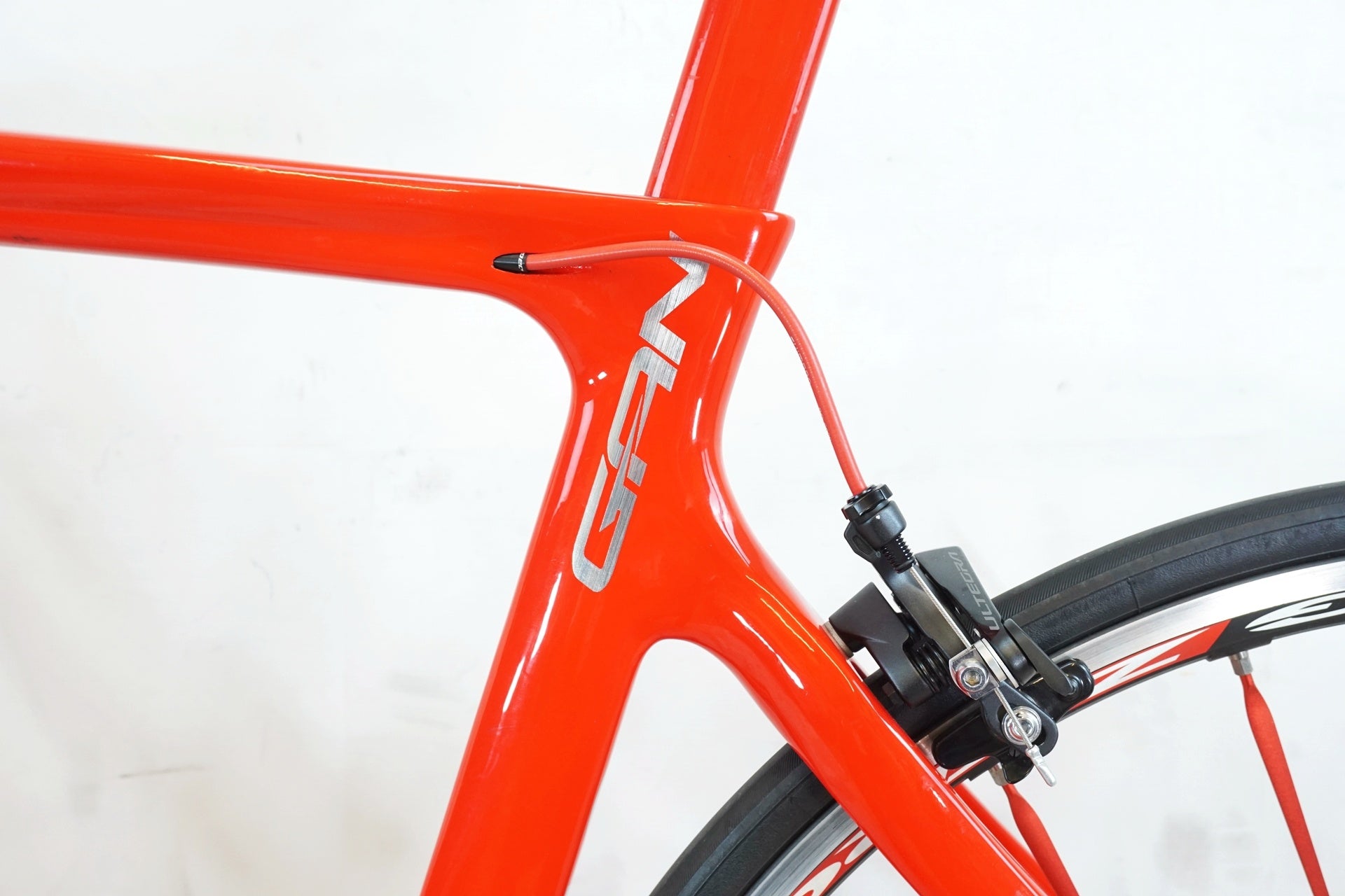 PINARELLO 「ピナレロ」 GAN 2019年モデル カスタム ロードバイク / 有明ガーデン店