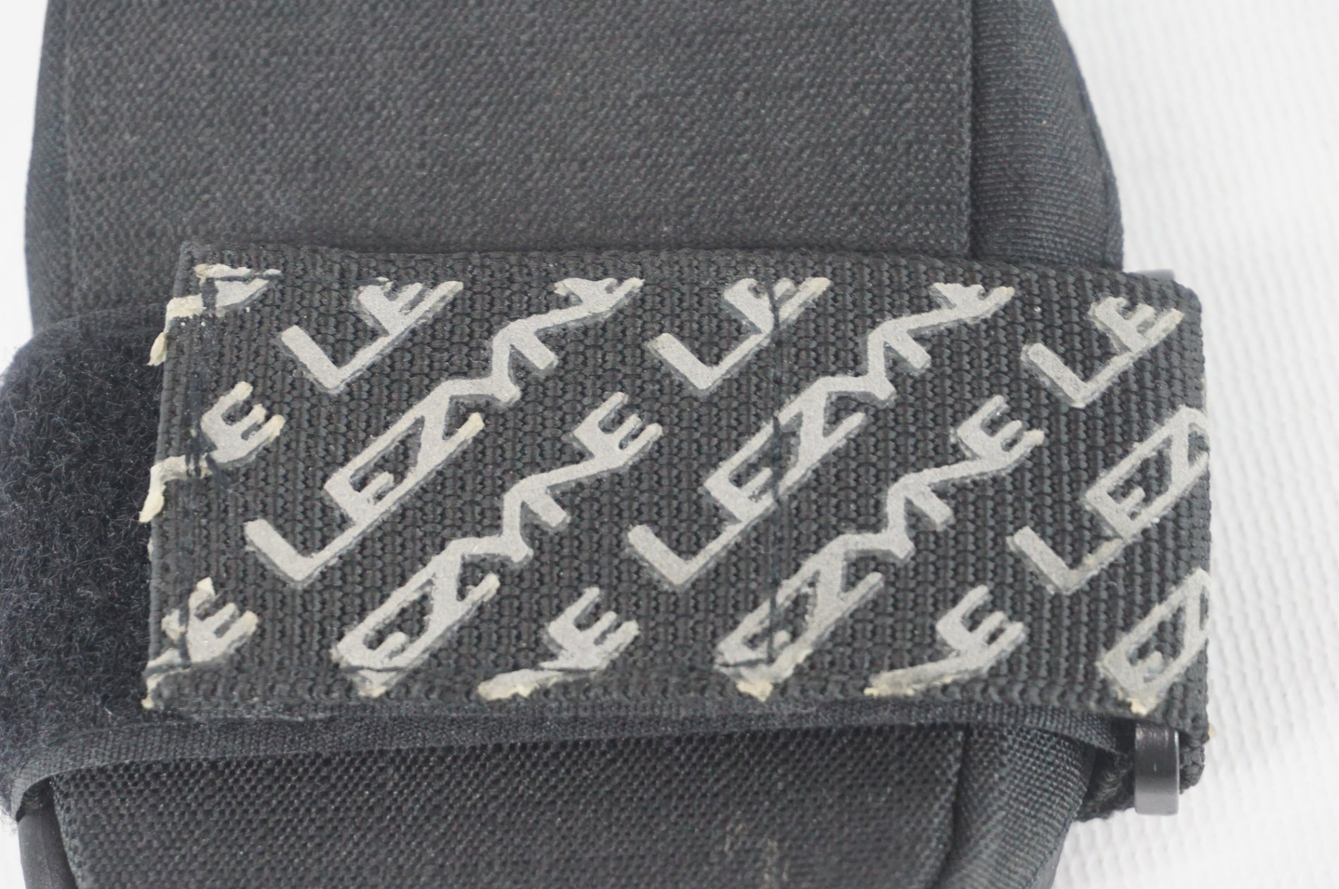 LEZYNE 「レザイン」 ROAD CADDY サドルバッグ / 阪急塚口店