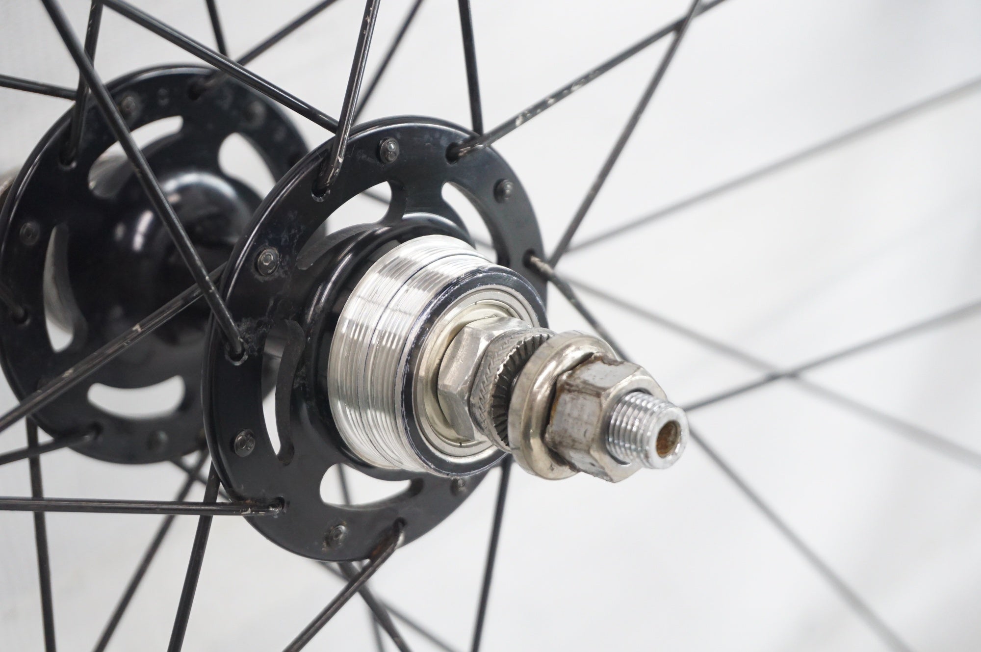 AVENTON 「アヴェントン」 シングル 純正ホイールセット / 阪急塚口店