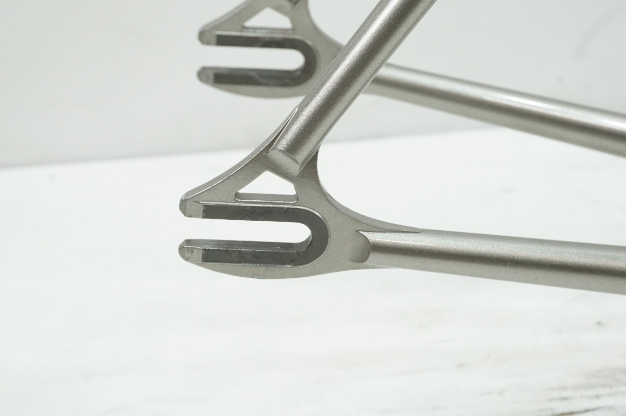 BOMBER PRO 「ボンバープロ」 NJS 2020年モデル ピスト フレームセット / 大宮店