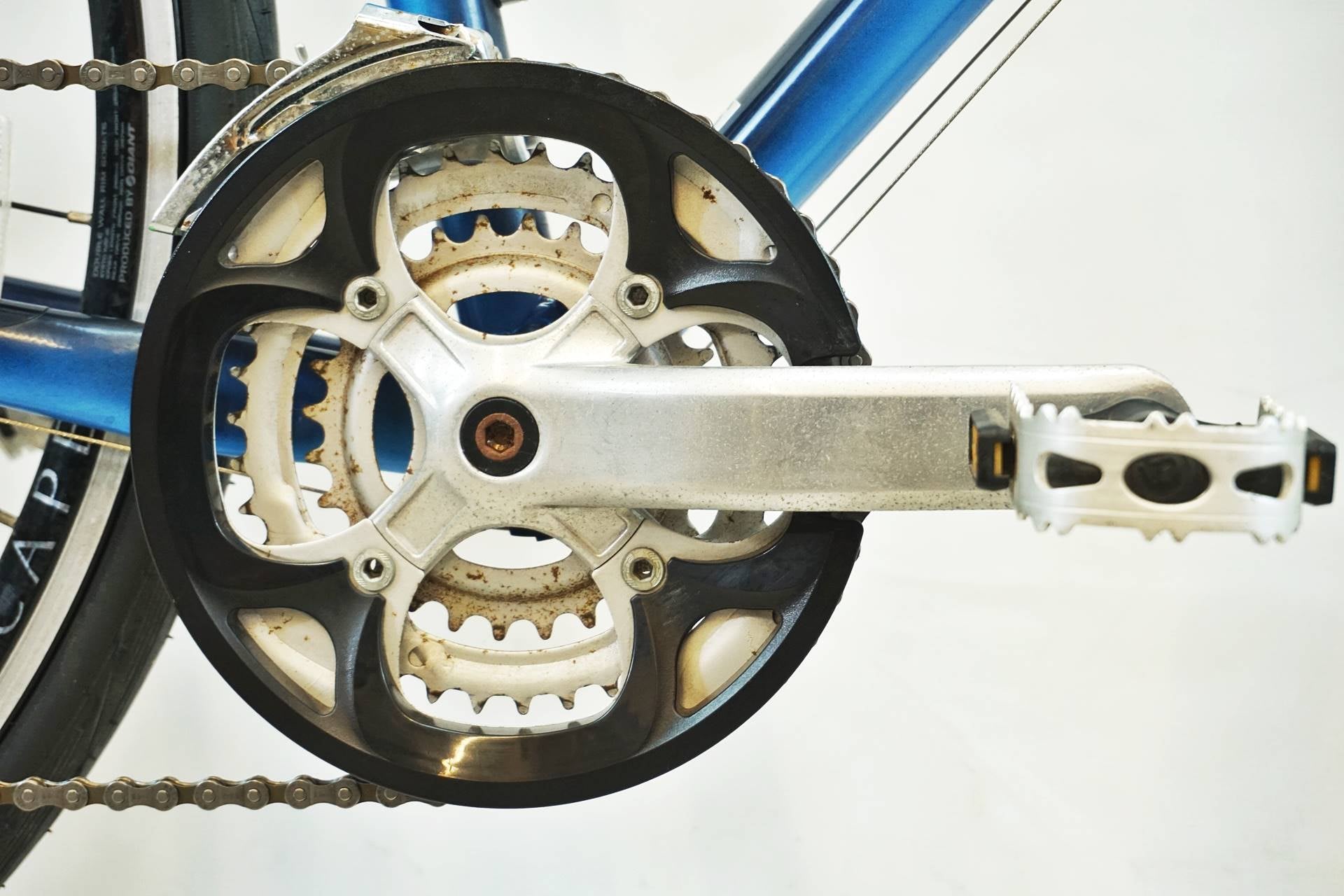 GIANT 「ジャイアント」 ESCAPE R3 2013年モデル クロスバイク / 有明ガーデン店