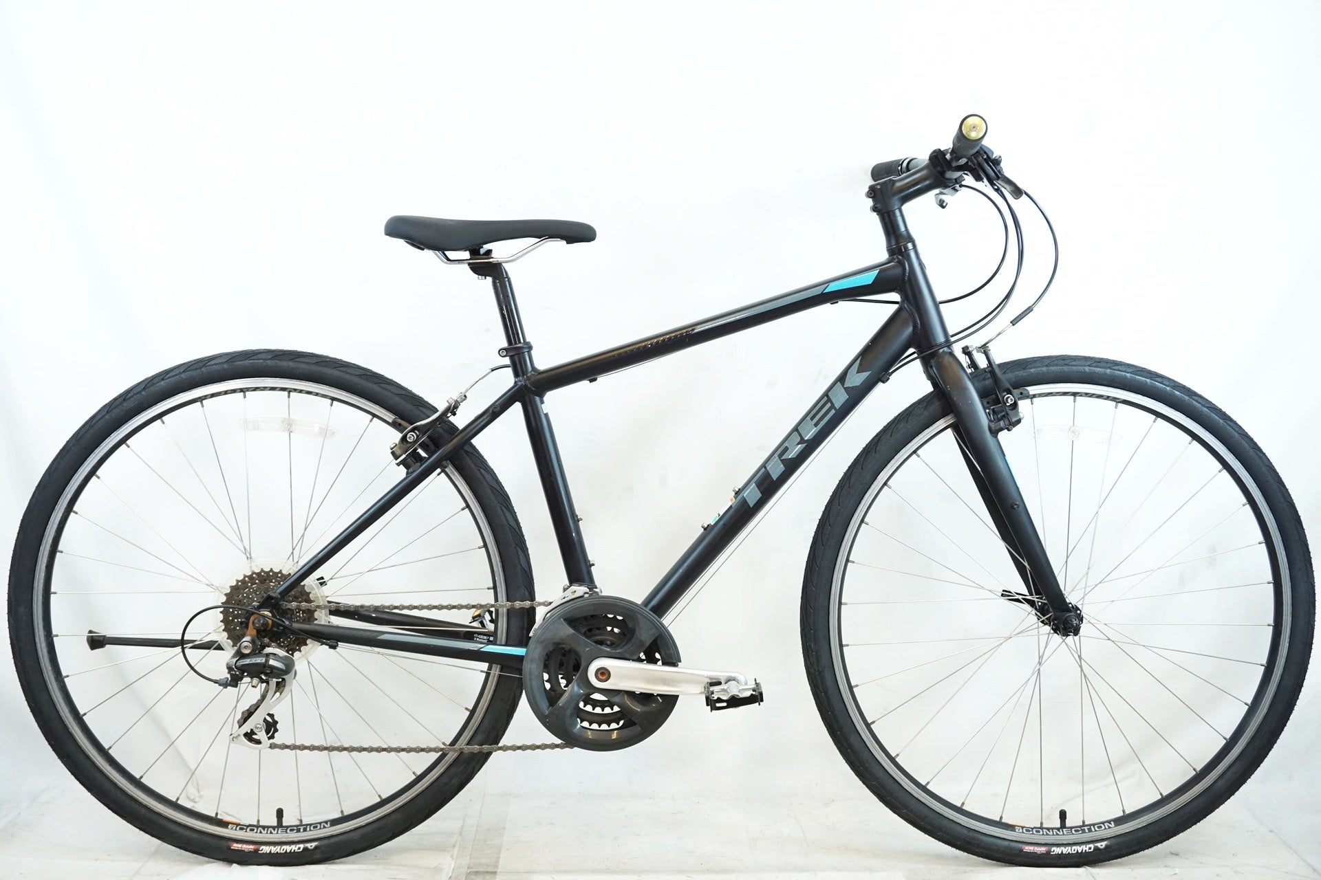 TREK 「トレック」 FX2 DISC 2018年モデル クロスバイク / バイチャリ阪急塚口店 rc_ITUZVZ6UXK48_siLs TREK 「トレック」 FX2 2018年モデル クロスバイク / 阪急塚口店
