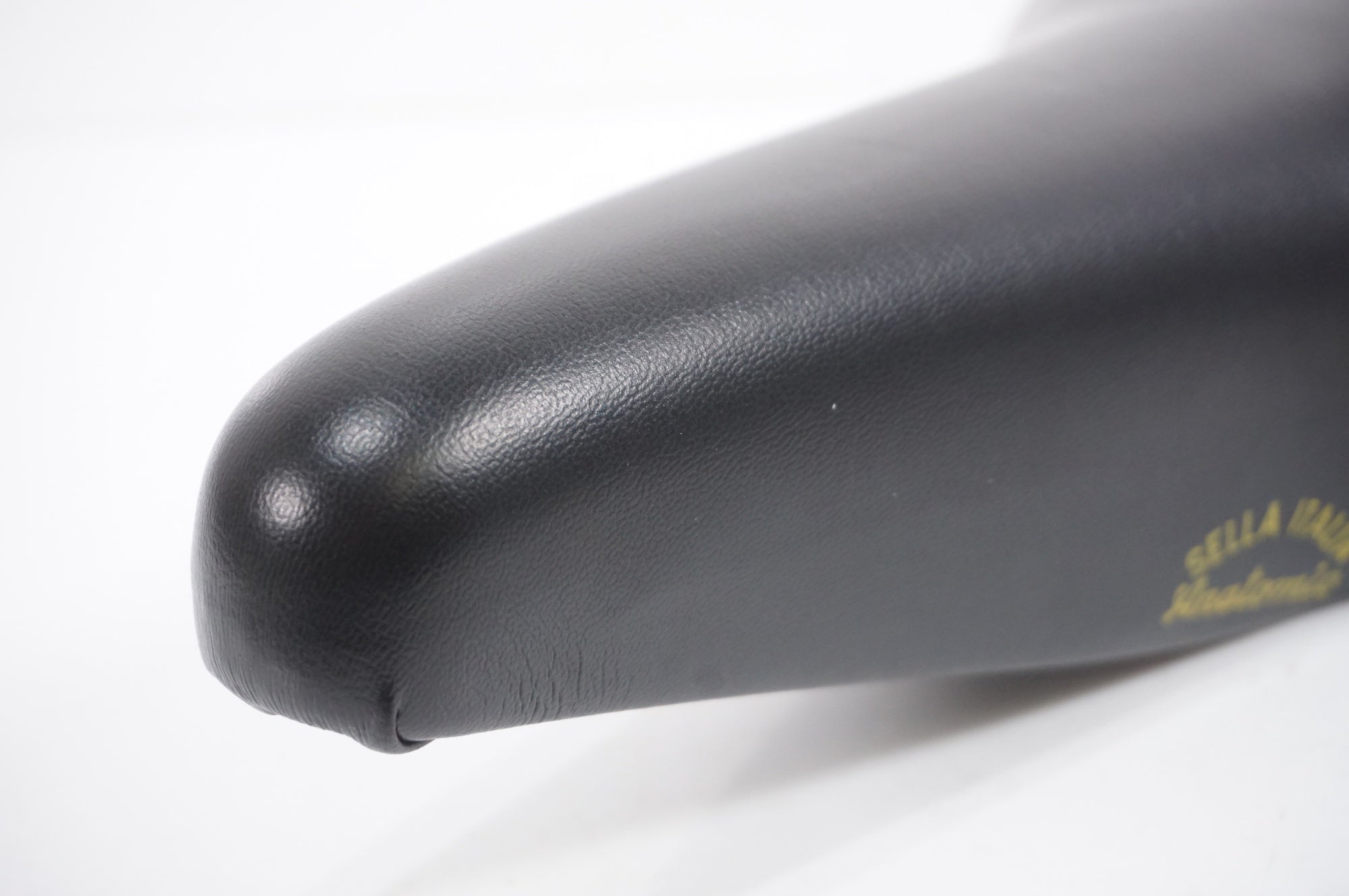 SELLE ITALIA 「セライタリア」 ANATOMIC サドル / AKIBA店
