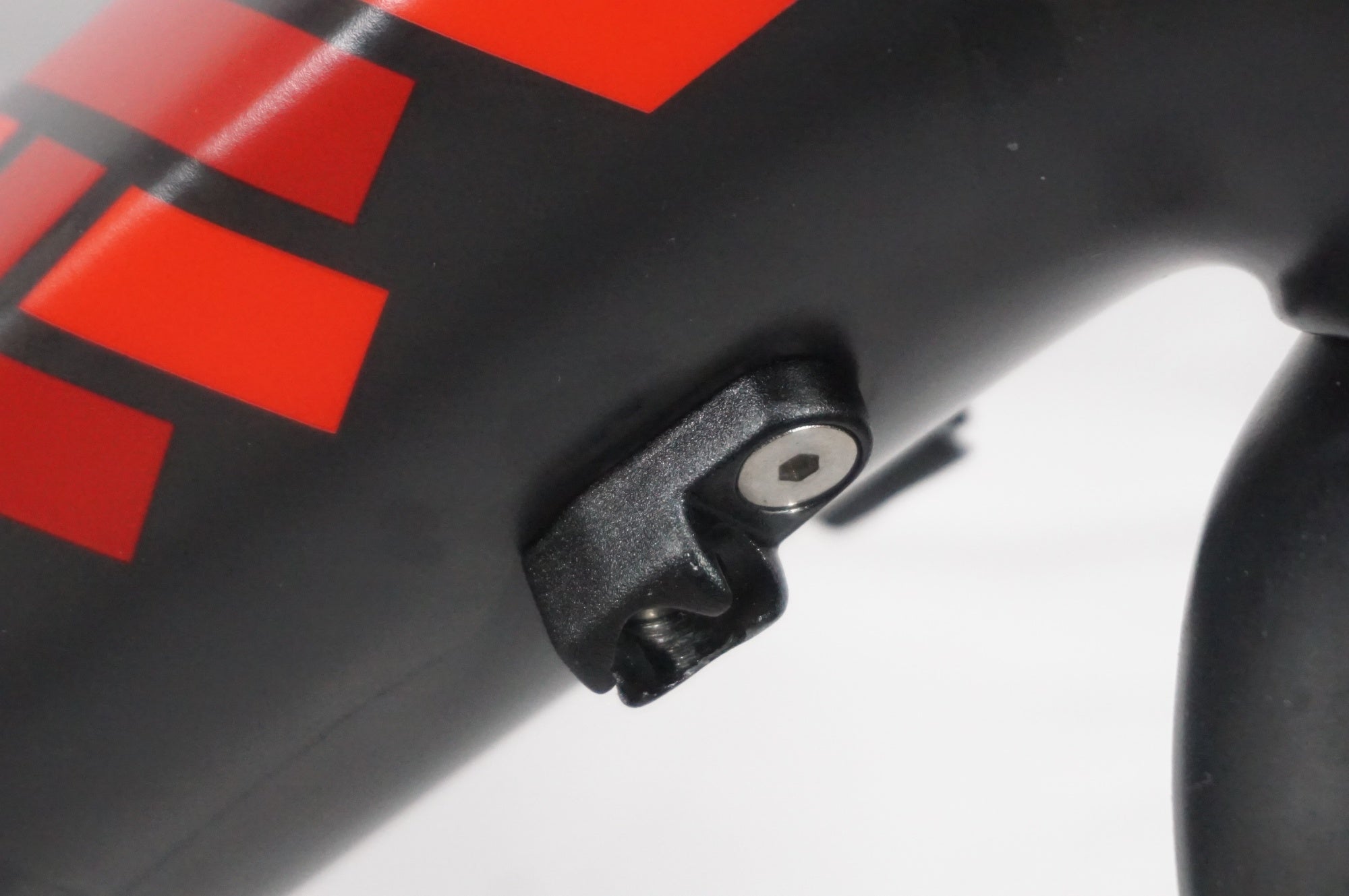 BMC 「ビーエムシー」 CROSSMACHINE CX01 2017年モデル フレームセット / AKIBA店