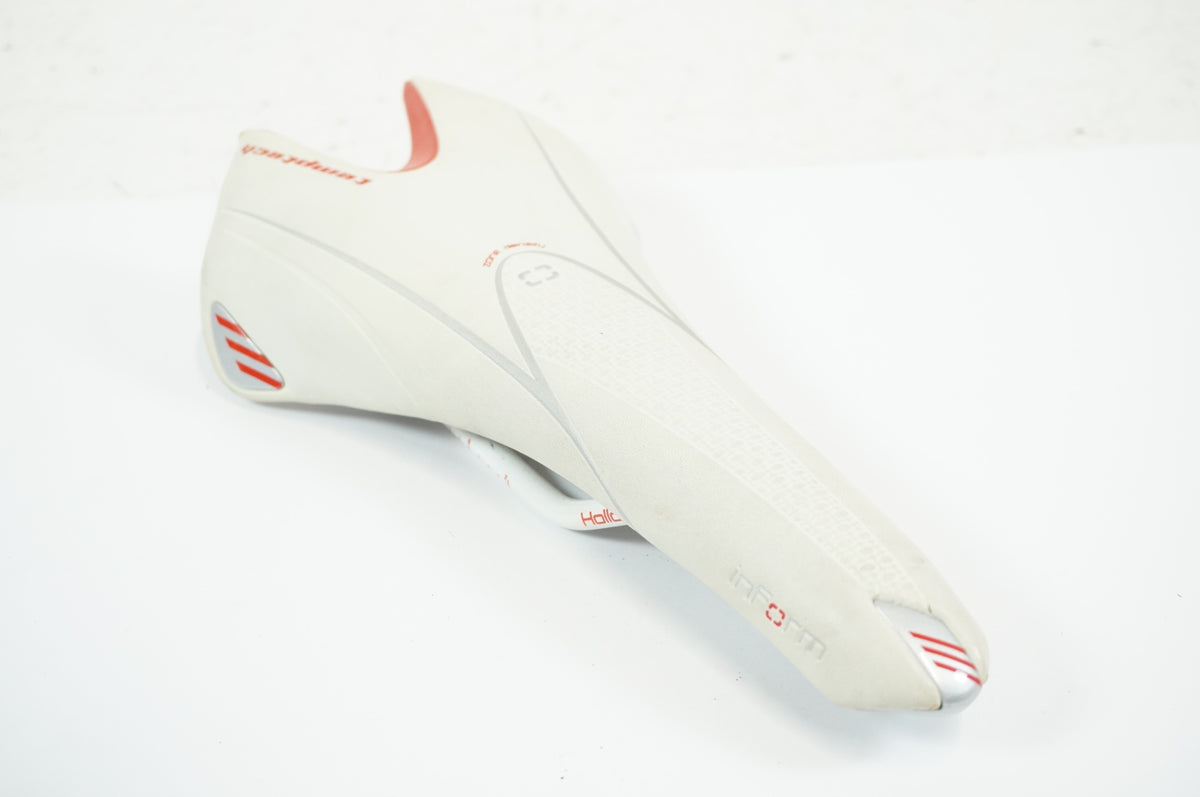 BONTRAGER 「ボントレガー」 INFORM サドル / 宇都宮店