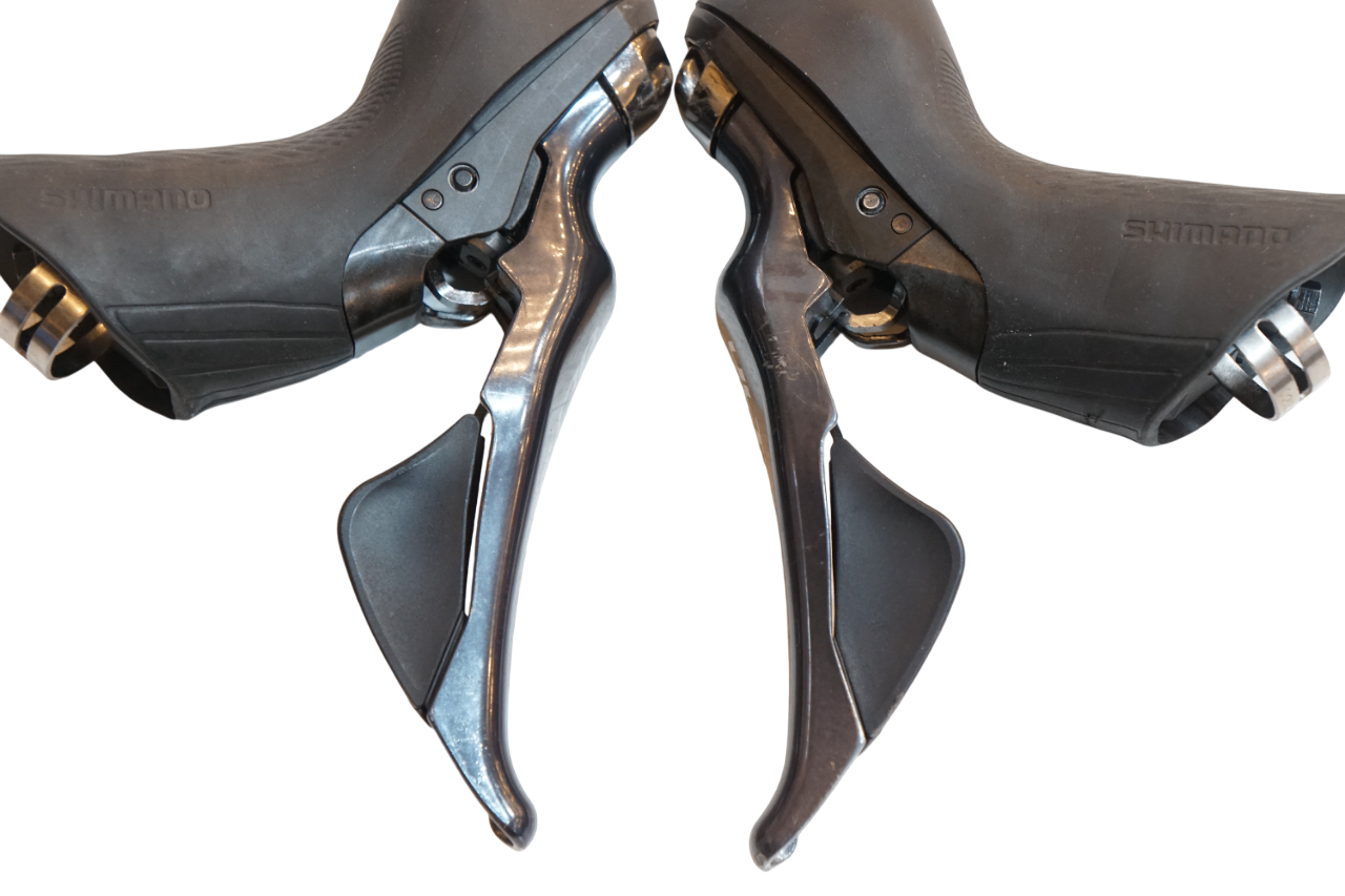 SHIMANO 「シマノ」 ULTEGRA R8000 油圧 コンポセット / バイチャリ浦和ベース