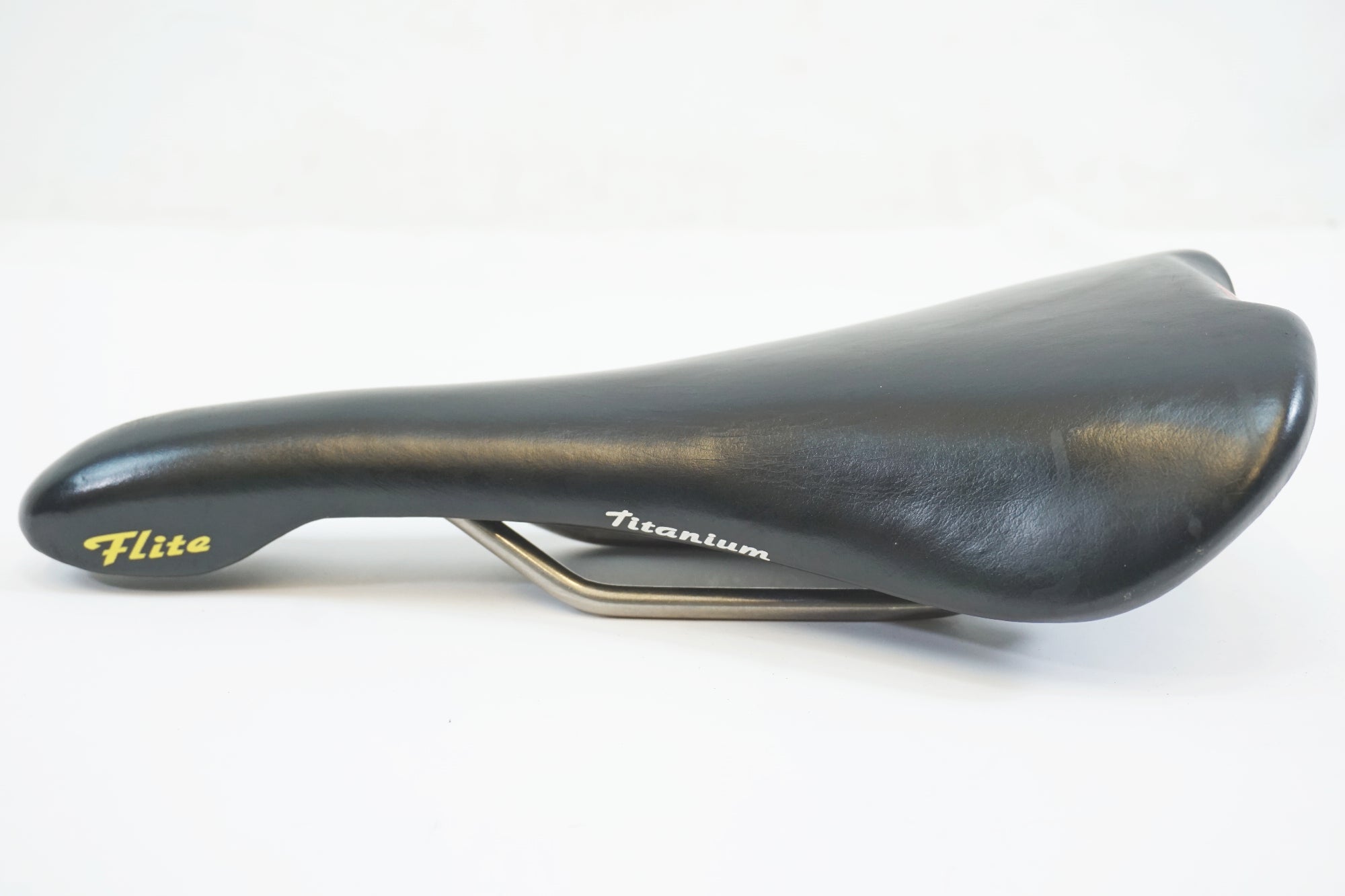SELLE ITALIA 「セライタリア」 FLITE TITANIUM サドル / 有明ガーデン店