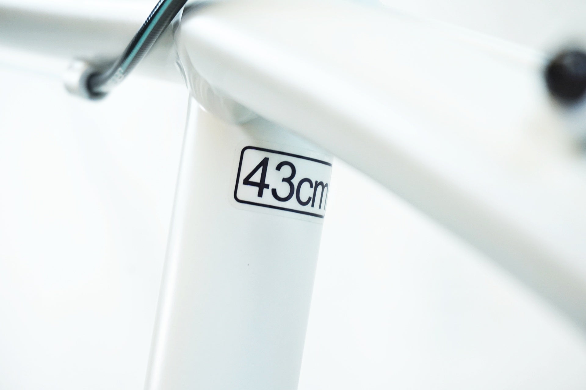 BIANCHI 「ビアンキ」 LECCO 2023年モデル 20インチ ミニベロ / 有明ガーデン店