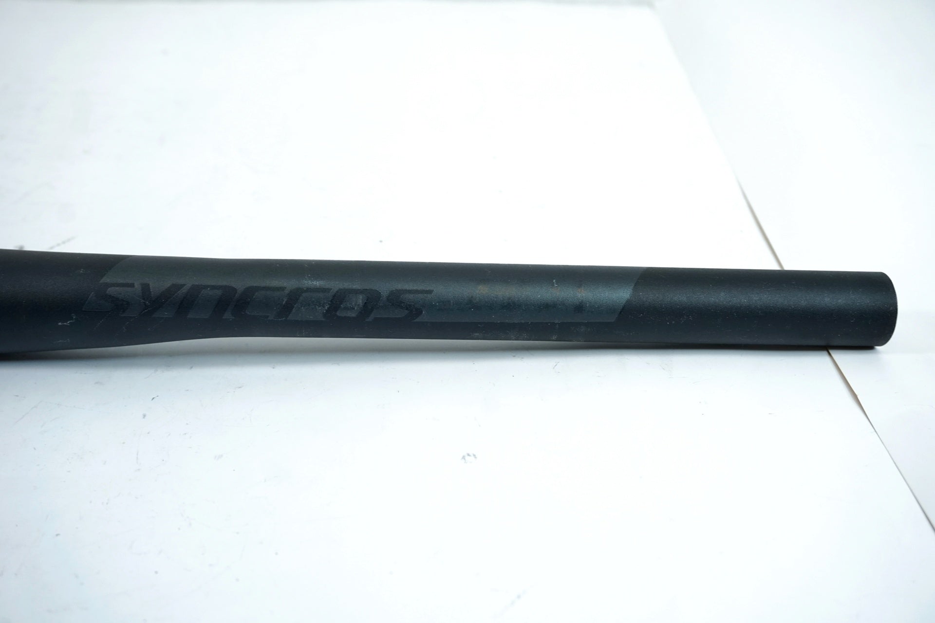 SYNCROS 「シンクロス」 FL2.0 T.BAR 600mm ハンドルバー / 有明ガーデン店