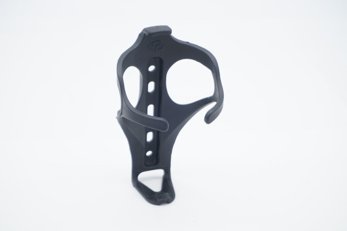 TREK ボトルケージ ボトル 軽さは武器だ！Bontrager カーボンボトルケージシリーズ | 兵庫
