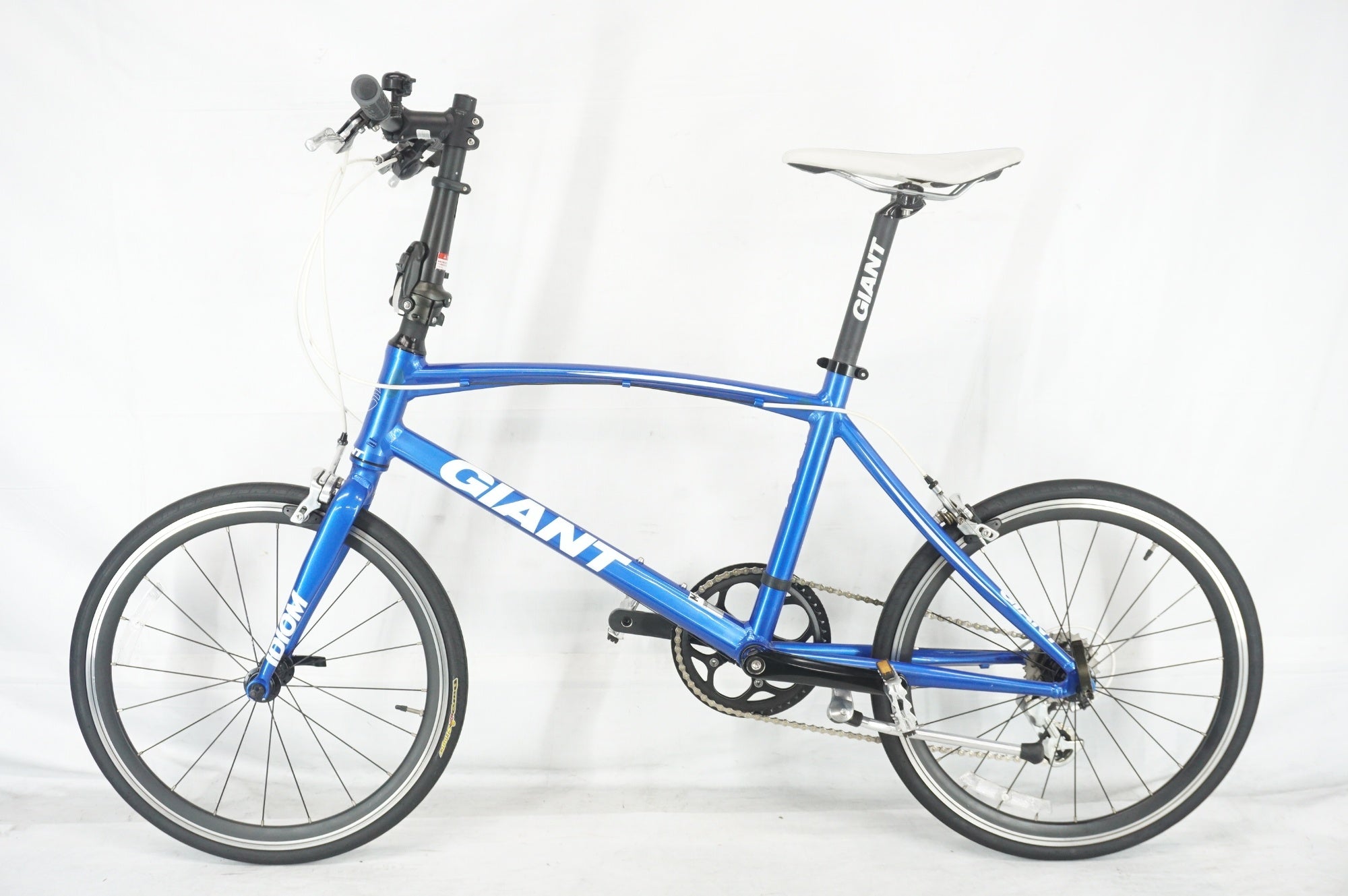GIANT 「ジャイアント」 IDIOM2 2012年モデル 20インチ ミニベロ / 阪急塚口店