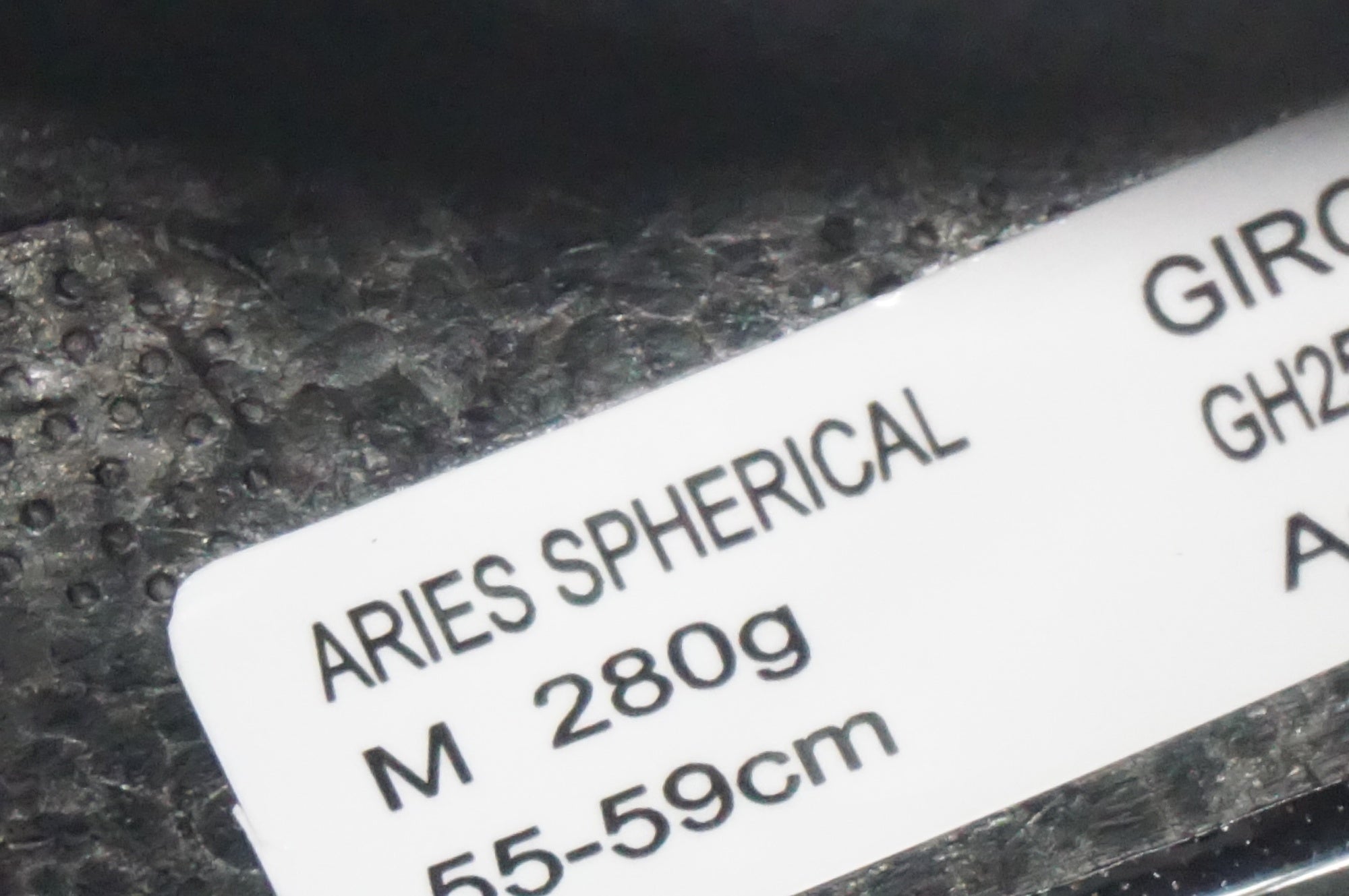 GIRO 「ジロ」 ARIES SPHERICAL ヘルメット / 福岡店