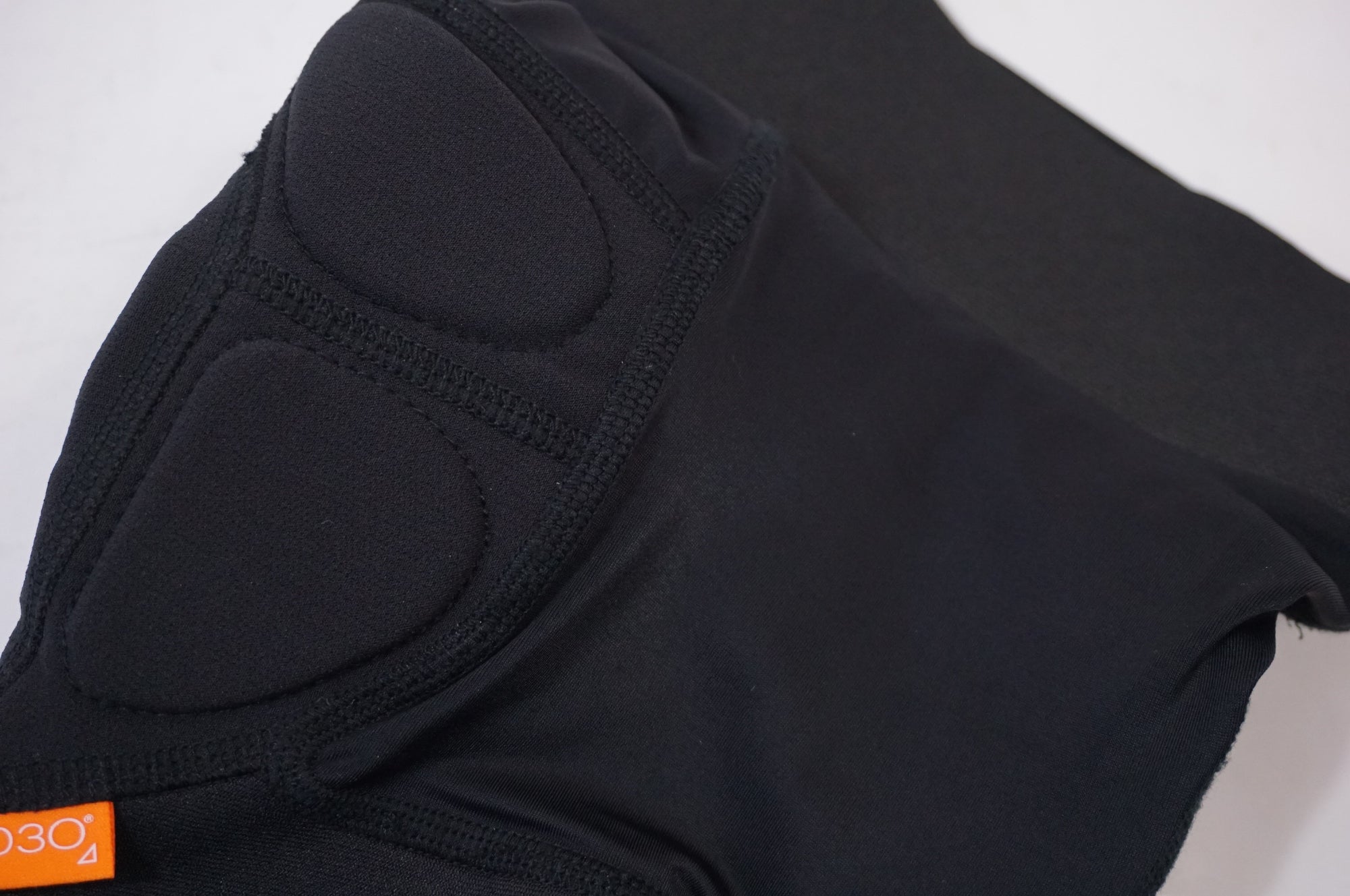 FOX 「フォックス」 KNEE-SHIN Lサイズ プロテクター / 世田谷店