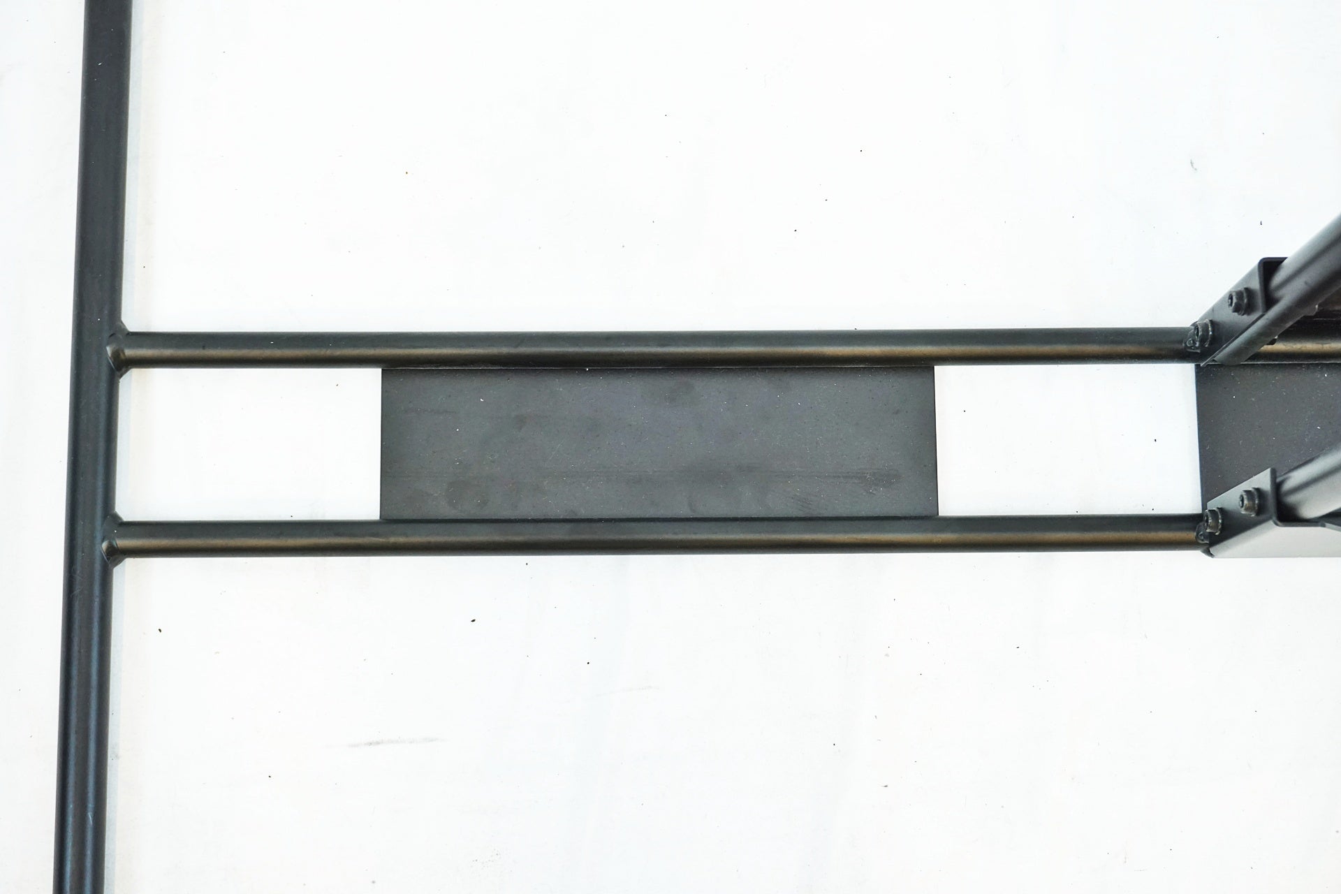 IWA 「イワ」 A01V ディスプレイスタンド / 有明ガーデン店