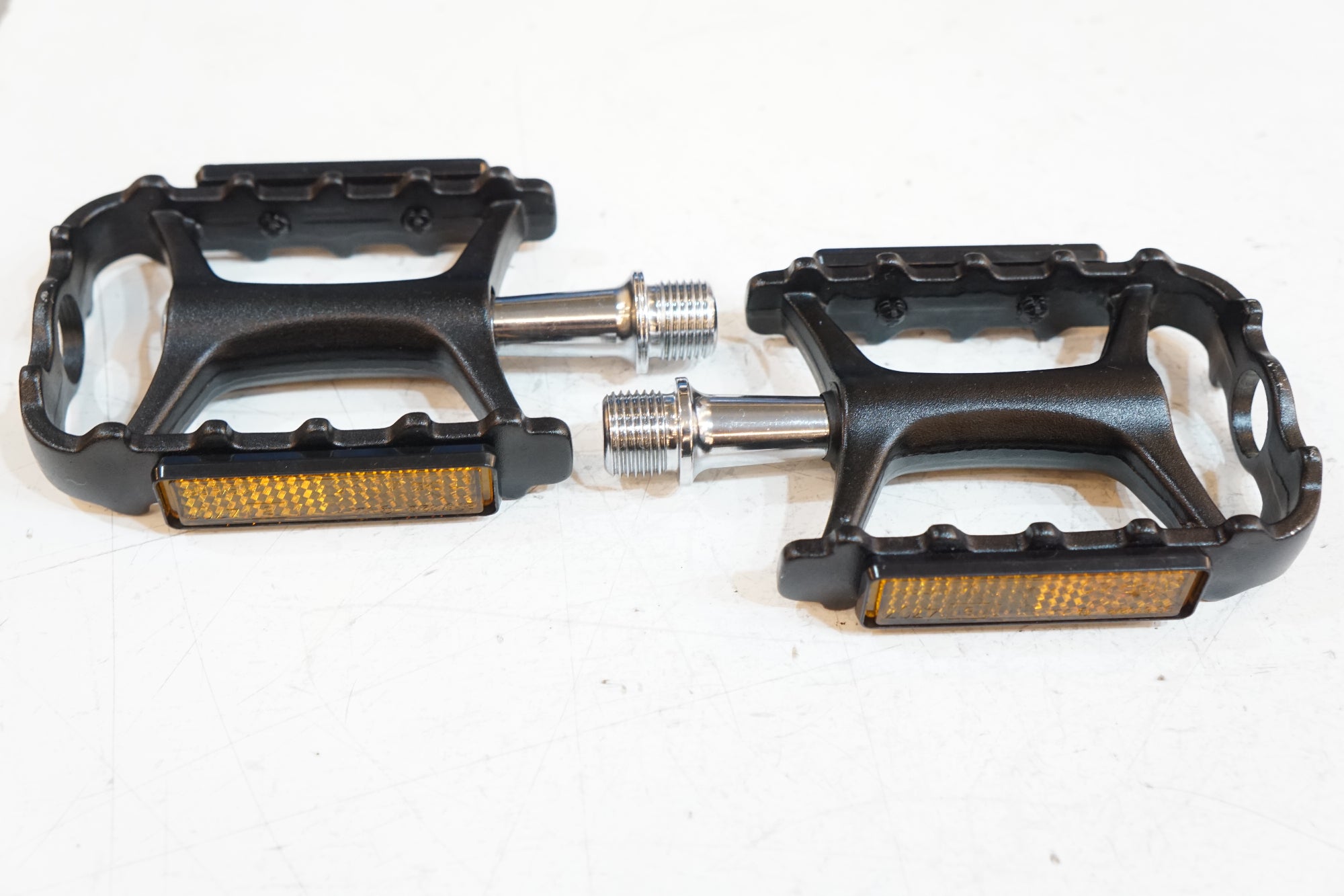 WELLGO 「ウェルゴ」 M111 ペダル / バイチャリ浦和ベース