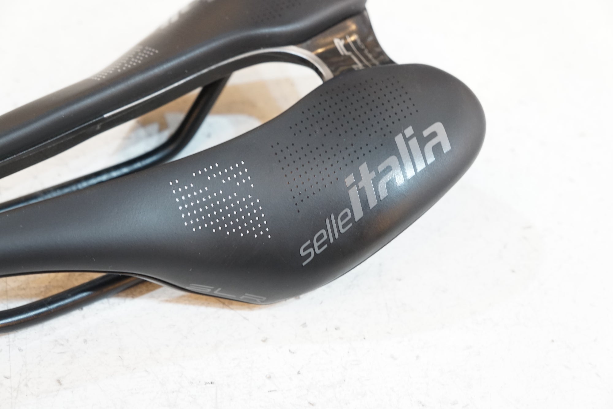 SELLE ITALIA 「セラ イタリア」 SLR サドル / バイチャリ浦和ベース