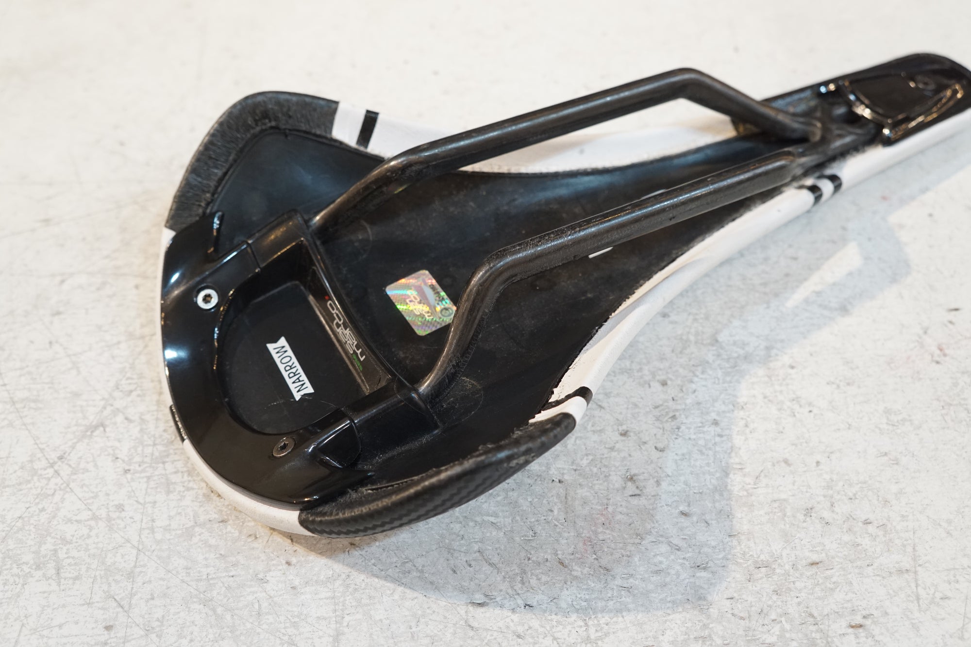 SELLE SAN MARCO 「セラ サン マルコ」 REGALE CARBON FX サドル / バイチャリ浦和ベース