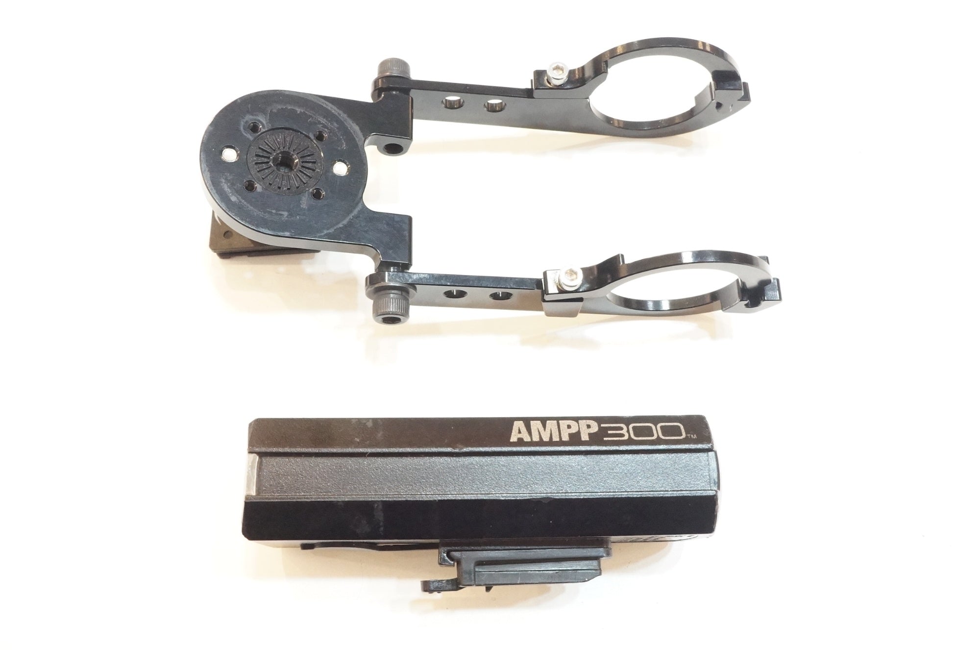 CATEYE 「キャットアイ」 AMPP300 HL-EL083RC フロントライト / バイチャリ浦和ベース