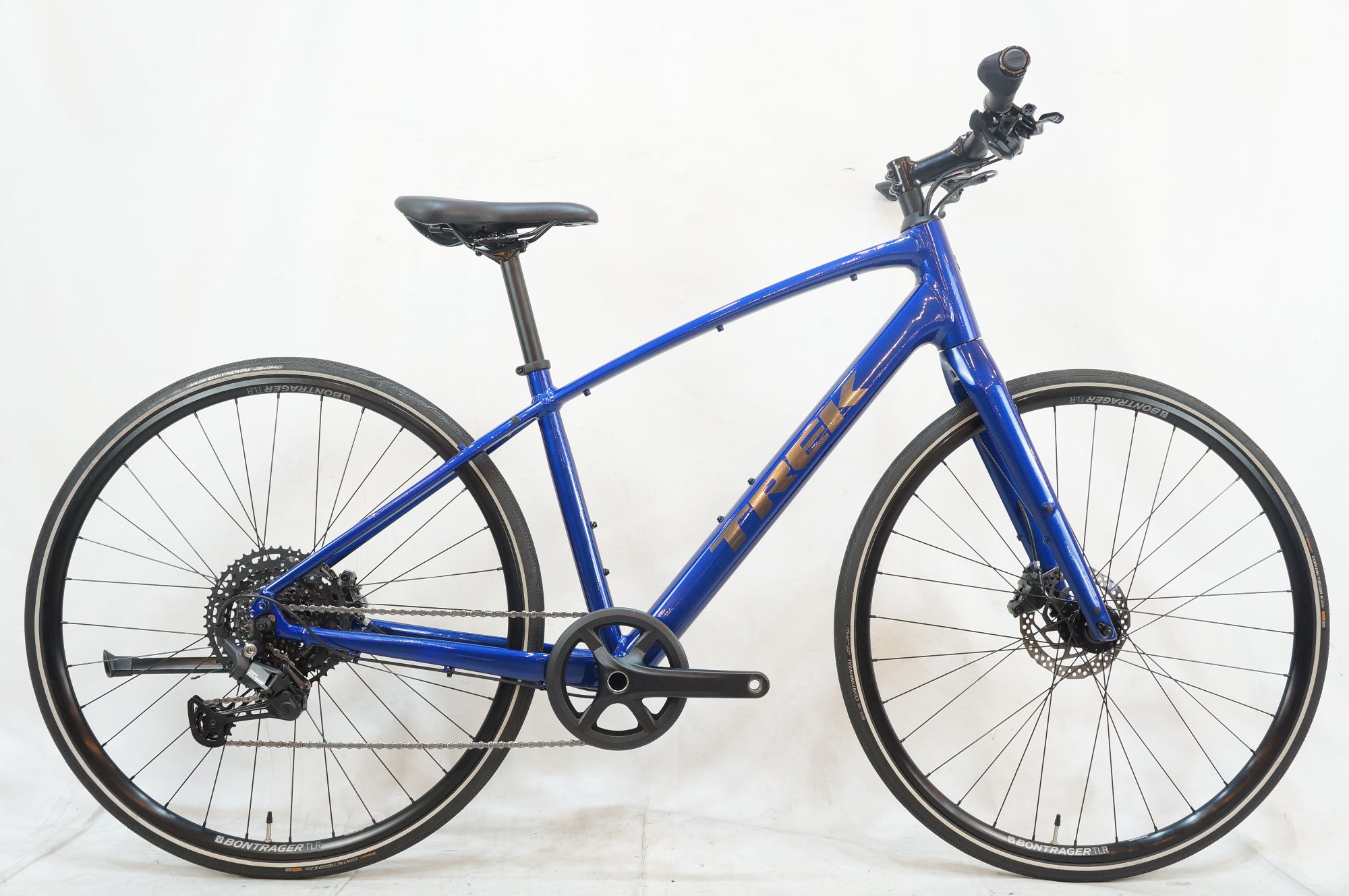 TREK FX4 DISC 引き取り可　クロスバイク 衝撃特価 TREK FX4 DISC 引き取り可 クロスバイク FX 4 Disc - Trek