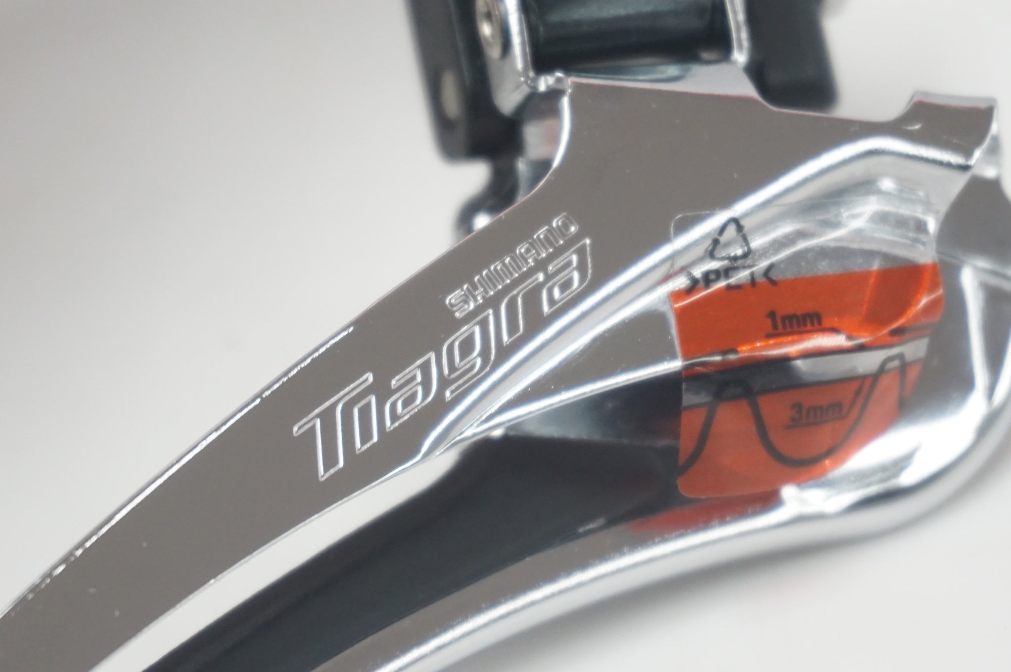 SHIMANO 「シマノ」 TIAGRA FD-4700 フロントディレイラー / 福岡店