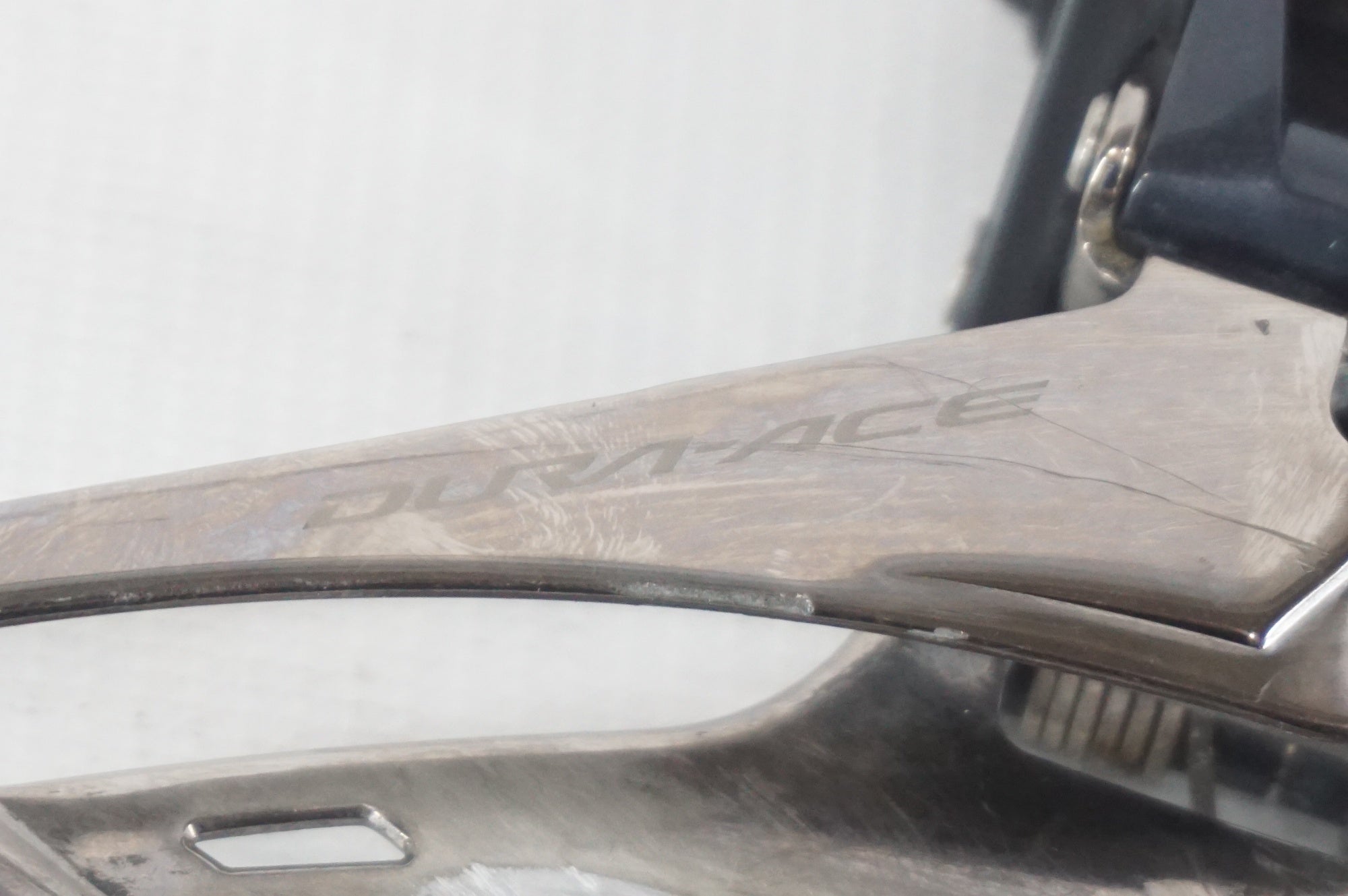 SHIMANO 「シマノ」 DURA-ACE DI2 FD-R9150 フロントディレイラー / 阪急塚口店