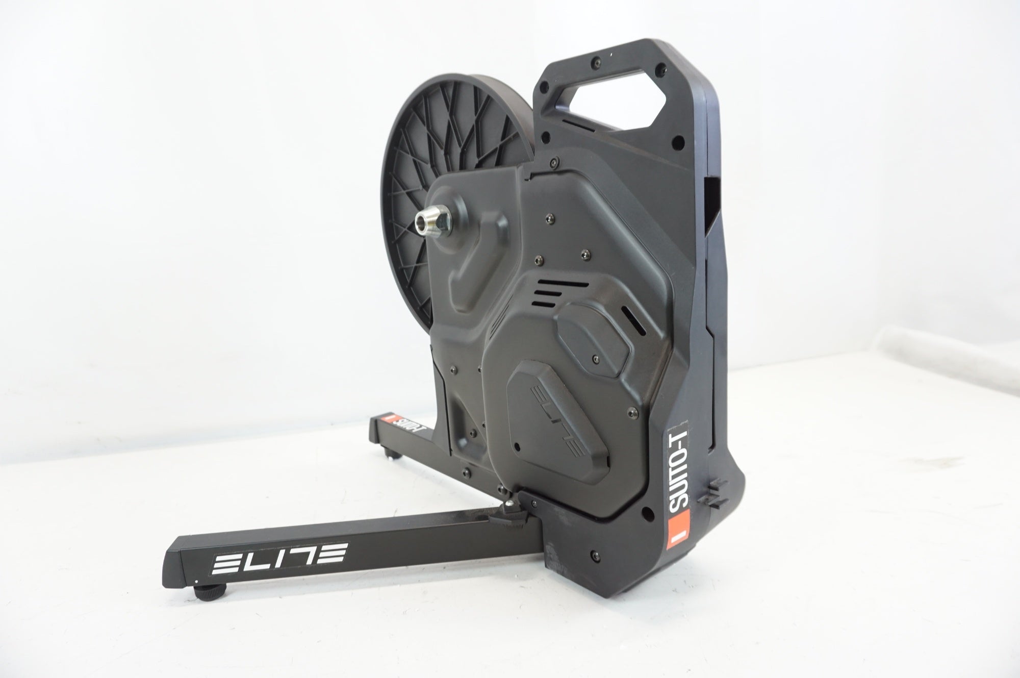ELITE 「エリート」 SUITO-T スマートトレーナー / 宇都宮店