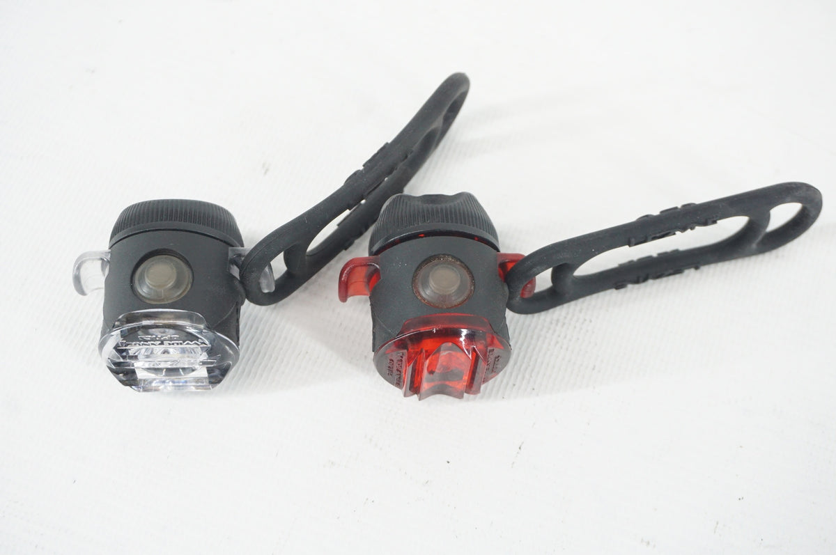 LEZYNE 「レザイン」 FEMTO USB ライトセット / 阪急塚口店