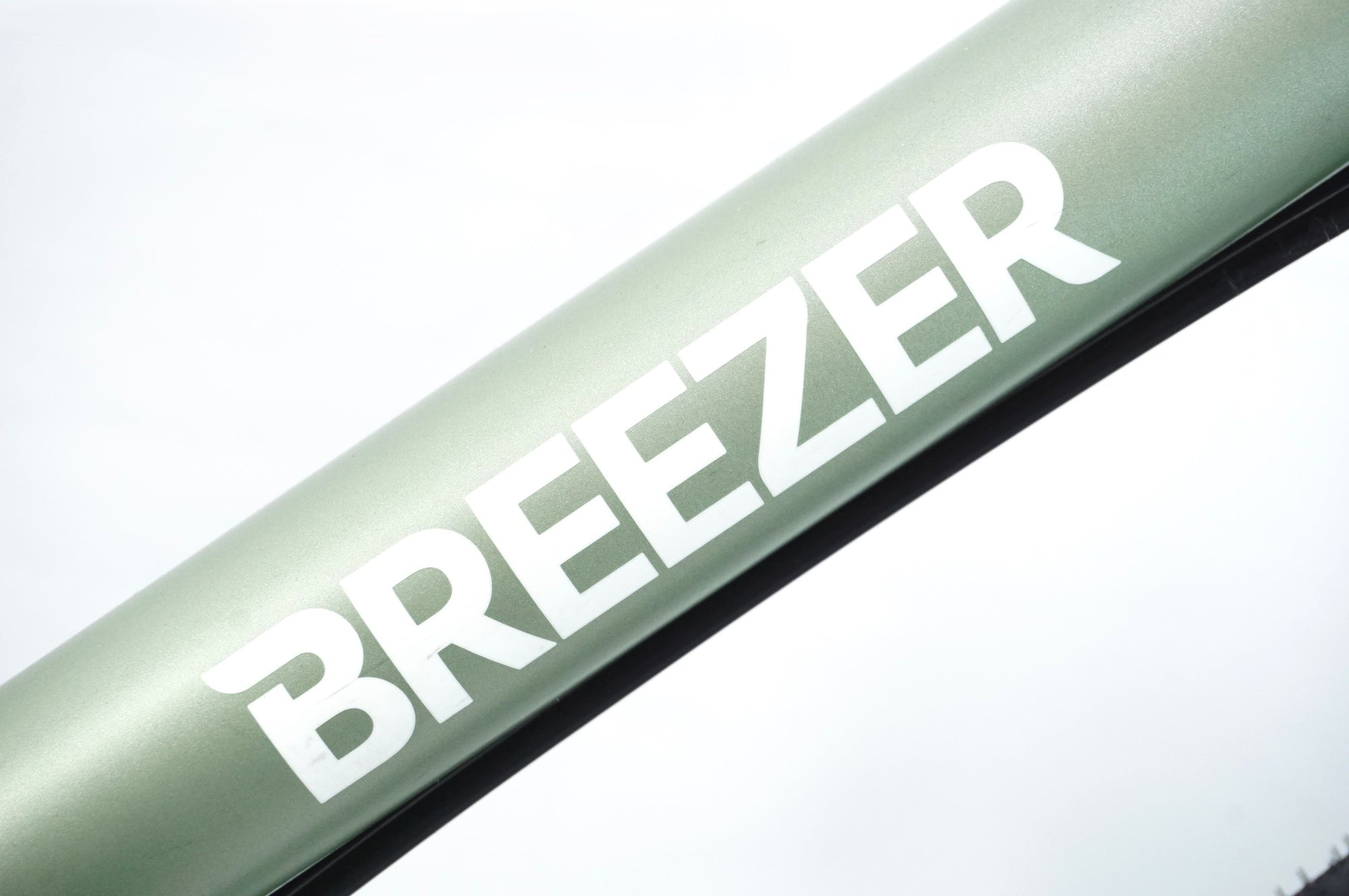 BREEZER 「ブリーザー」 RADAR X 2024年モデル グラベルロード / 中目黒店