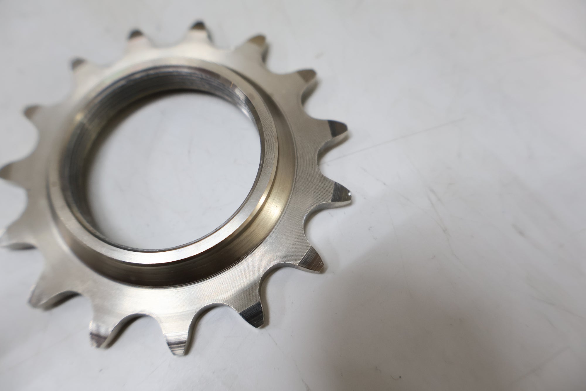 SUGINO 「スギノ」 GIGAS 15T NJS コグ / 高知店
