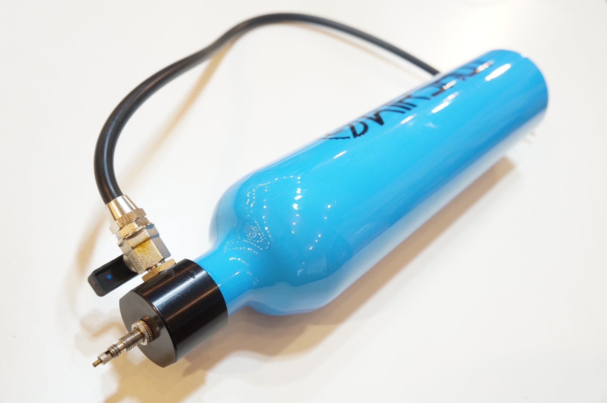 AIRSHOT 「エアーショット」 チューブレス インフレーター / バイチャリ浦和ベース