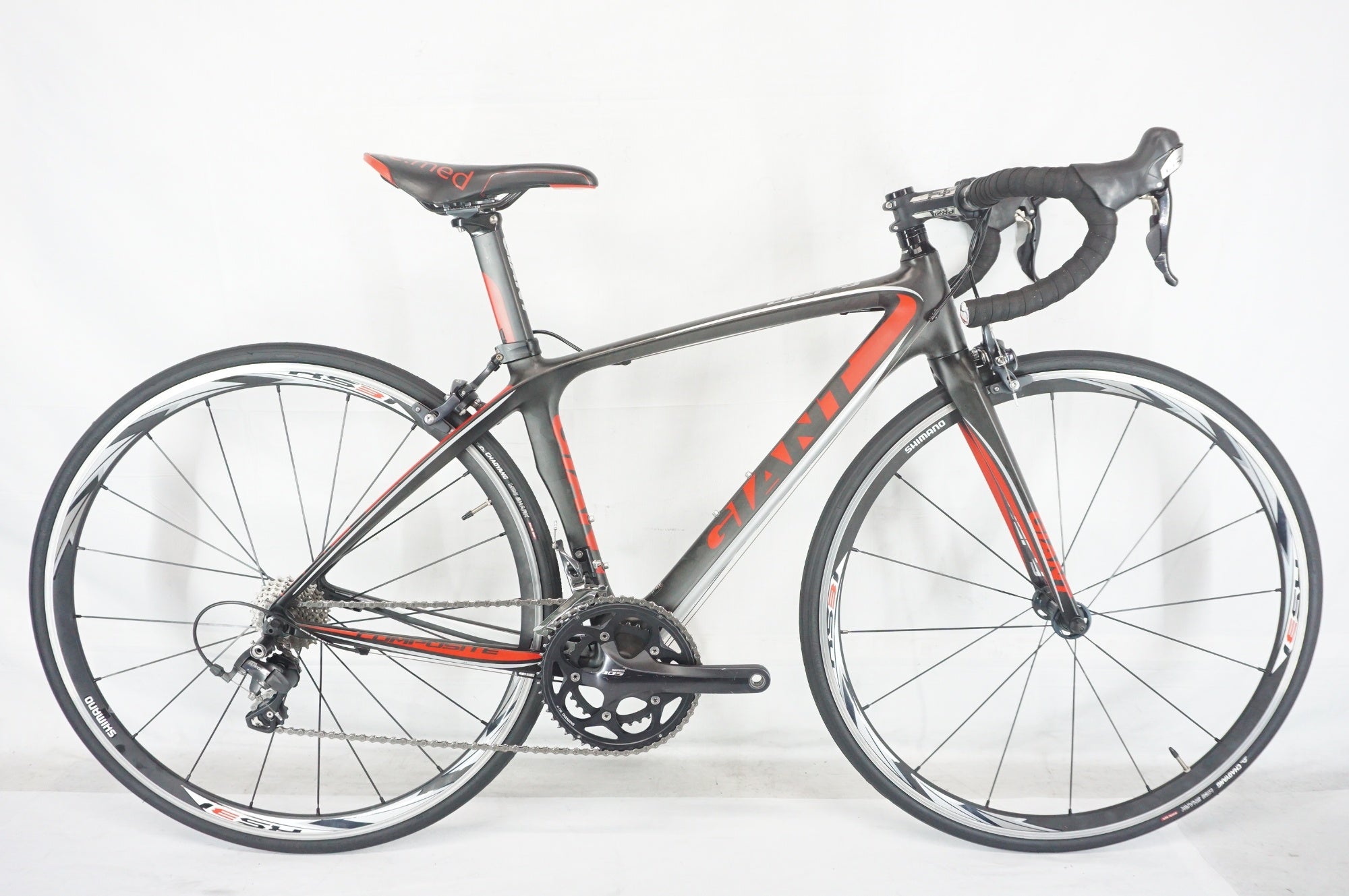 【整備済み】GIANT DEFY COMPOSITE SE　カーボンロードバイク GIANT 「ジャイアント」 DEFY COMPOSITE SE 2013年モデル ロードバイク