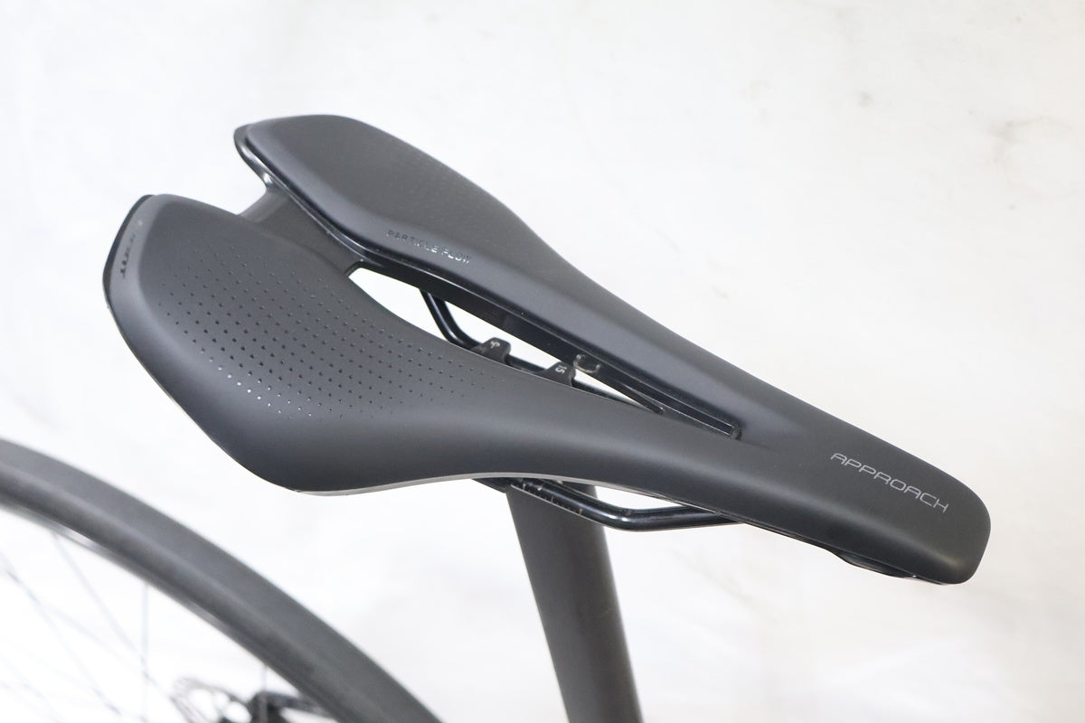GIANT 「ジャイアント」 TCR ADVANCED2 KOM 2025年モデル ロードバイク / 高知店