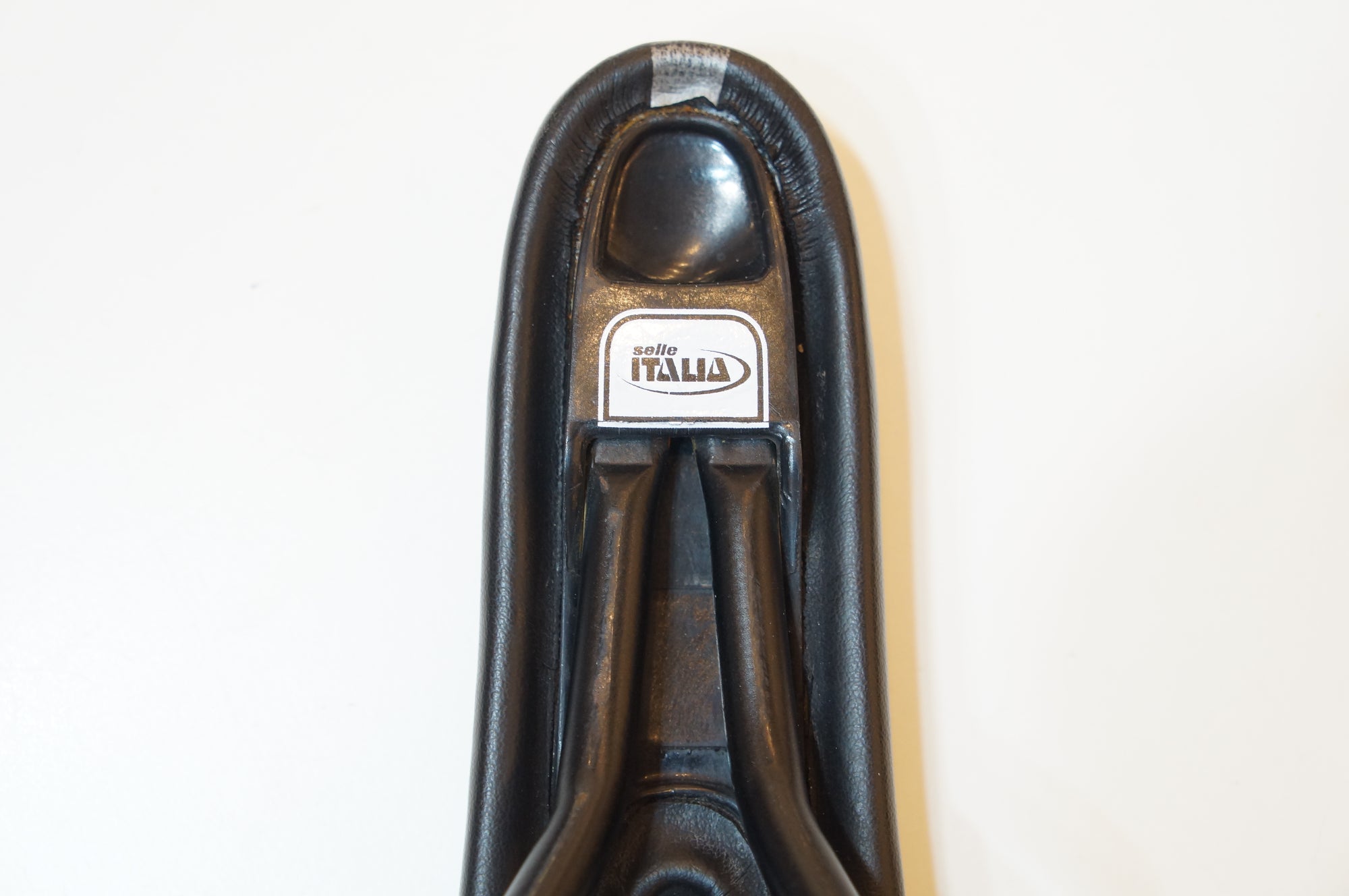 SELLE ITALIA 「セライタリア」 SLR サドル / バイチャリ浦和ベース